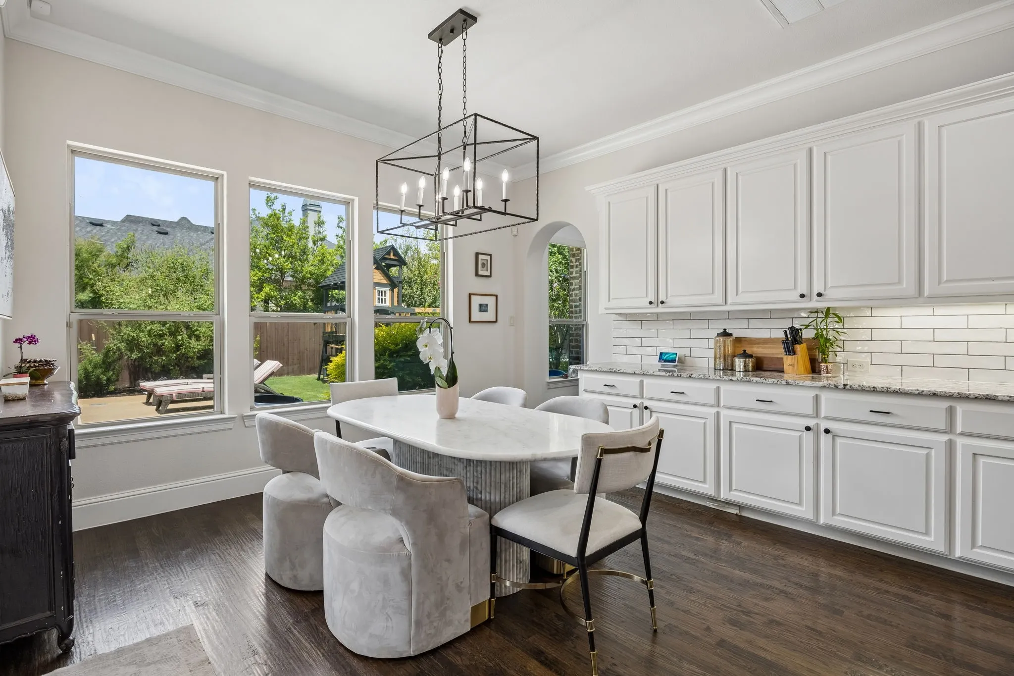 Single Family Residence For Sale in Denton County , 3812 Shady Creek Court, Frisco, Texas 75033, 4 Bedroom, 5 Bathroom, 3 Garage spaces, 4,569 Sqft, built in 2014, mls#21333021, Real Estate Agent in Frisco, Homes For Sale in Denton county, Homes For Sale in Frisco, Realtor in Frisco Texas, Real Estate Brokerage Independent Realty Texas, Luminita Cordes Realtor