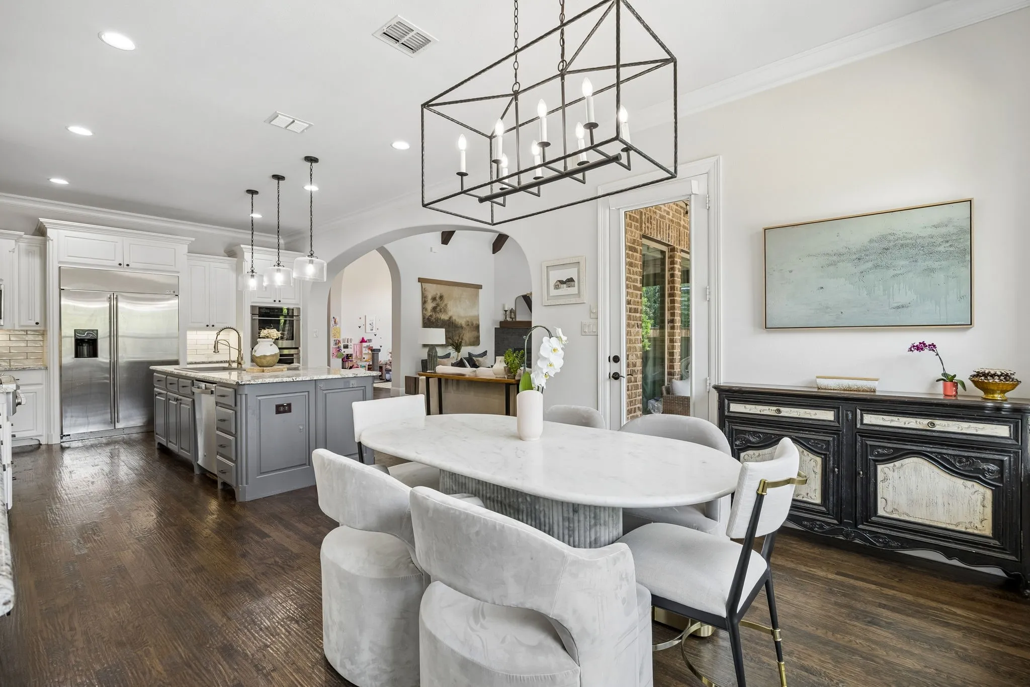 Single Family Residence For Sale in Denton County , 3812 Shady Creek Court, Frisco, Texas 75033, 4 Bedroom, 5 Bathroom, 3 Garage spaces, 4,569 Sqft, built in 2014, mls#21333021, Real Estate Agent in Frisco, Homes For Sale in Denton county, Homes For Sale in Frisco, Realtor in Frisco Texas, Real Estate Brokerage Independent Realty Texas, Luminita Cordes Realtor