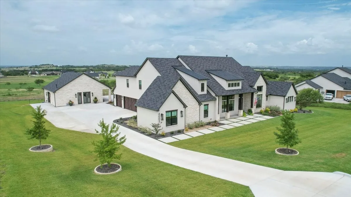 Single Family Residence For Sale in Parker County , 4005 Charleston Peak, Aledo, Texas 76008, 4 Bedroom, 5 Bathroom, 3 Garage spaces, 4,764 Sqft, built in 2025, mls#21335053, Real Estate Agent in Aledo, Homes For Sale in Parker county, Homes For Sale in Aledo, Realtor in Aledo Texas, Real Estate Brokerage Independent Realty Texas, Luminita Cordes Realtor