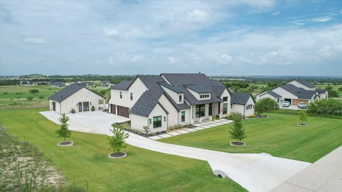 Single Family Residence For Sale in Parker County , 4005 Charleston Peak, Aledo, Texas 76008, 4 Bedroom, 5 Bathroom, 3 Garage spaces, 4,764 Sqft, built in 2025, mls#21335053, Real Estate Agent in Aledo, Homes For Sale in Parker county, Homes For Sale in Aledo, Realtor in Aledo Texas, Real Estate Brokerage Independent Realty Texas, Luminita Cordes Realtor
