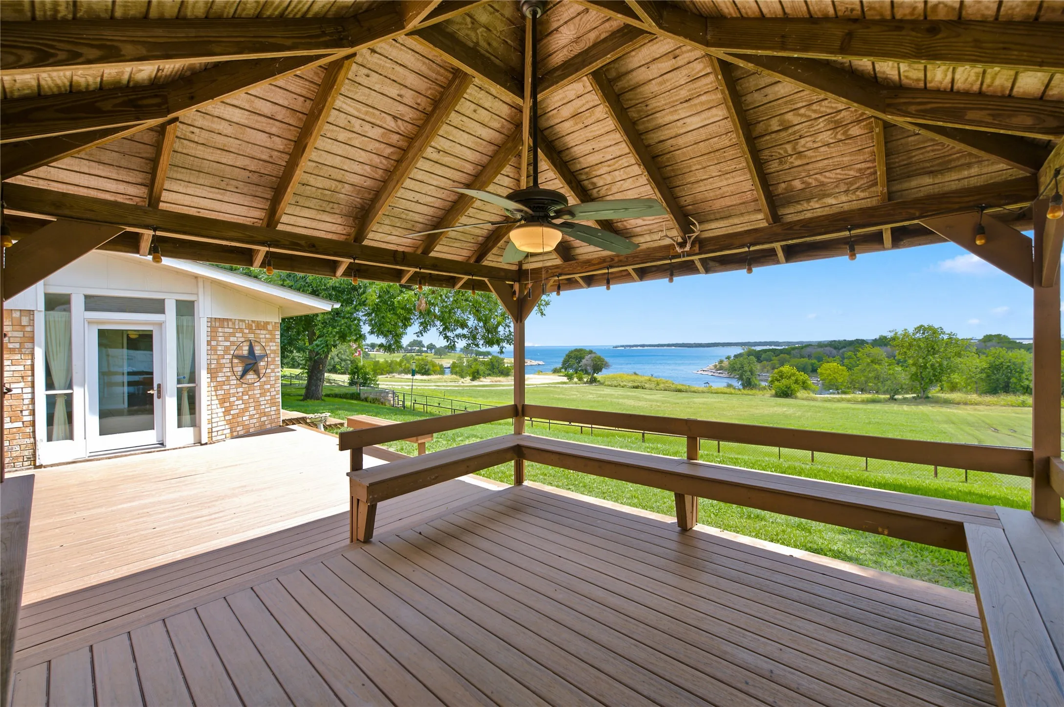 Single Family Residence For Sale in Bosque County , 181 County Road 1747, Clifton, Texas 76634, 3 Bedroom, 2 Bathroom, Garage spaces, 2,760 Sqft, built in 1970, mls#21335875, Real Estate Agent in Clifton, Homes For Sale in Bosque county, Homes For Sale in Clifton, Realtor in Clifton Texas, Real Estate Brokerage Independent Realty Texas, Luminita Cordes Realtor