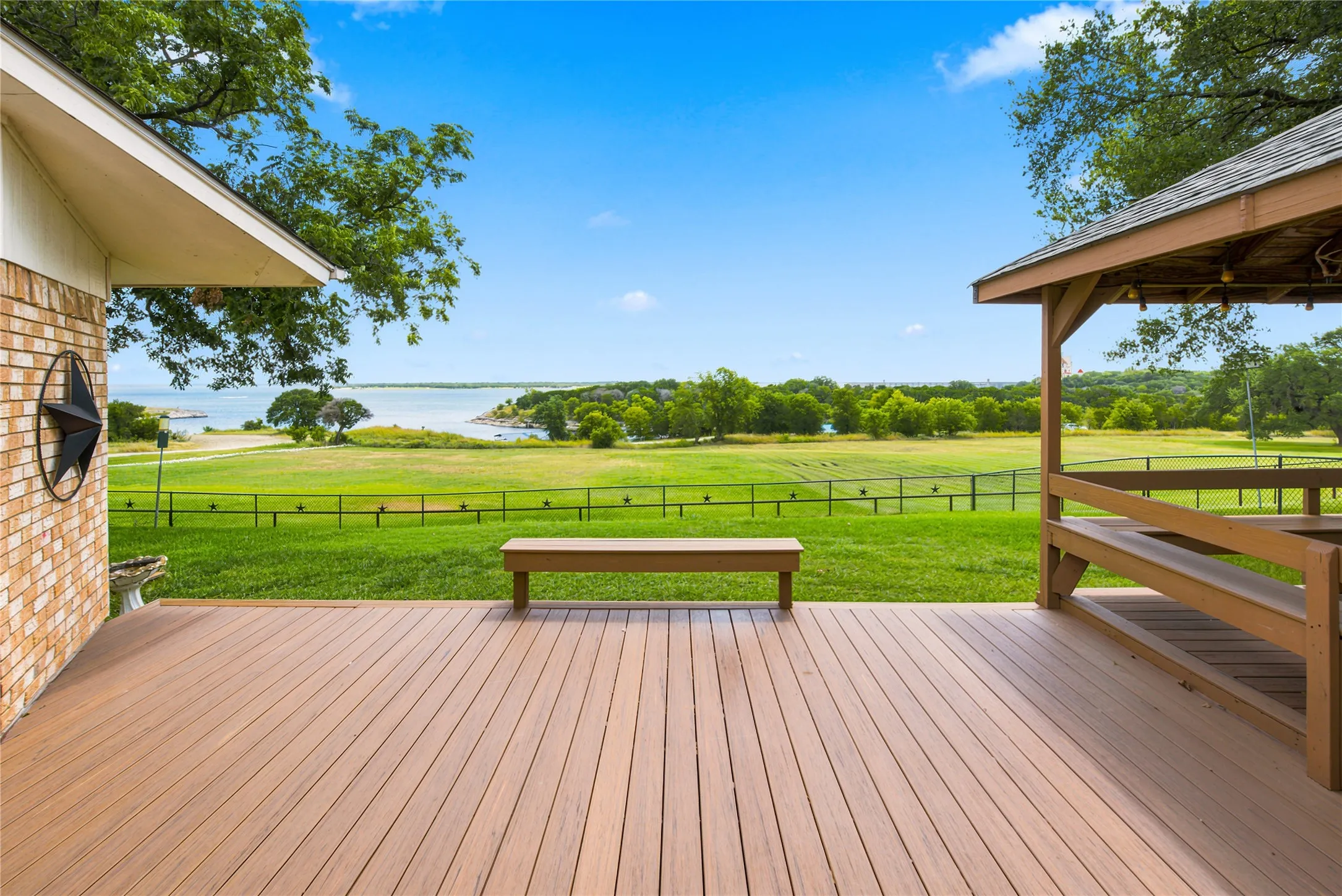 Single Family Residence For Sale in Bosque County , 181 County Road 1747, Clifton, Texas 76634, 3 Bedroom, 2 Bathroom, Garage spaces, 2,760 Sqft, built in 1970, mls#21335875, Real Estate Agent in Clifton, Homes For Sale in Bosque county, Homes For Sale in Clifton, Realtor in Clifton Texas, Real Estate Brokerage Independent Realty Texas, Luminita Cordes Realtor