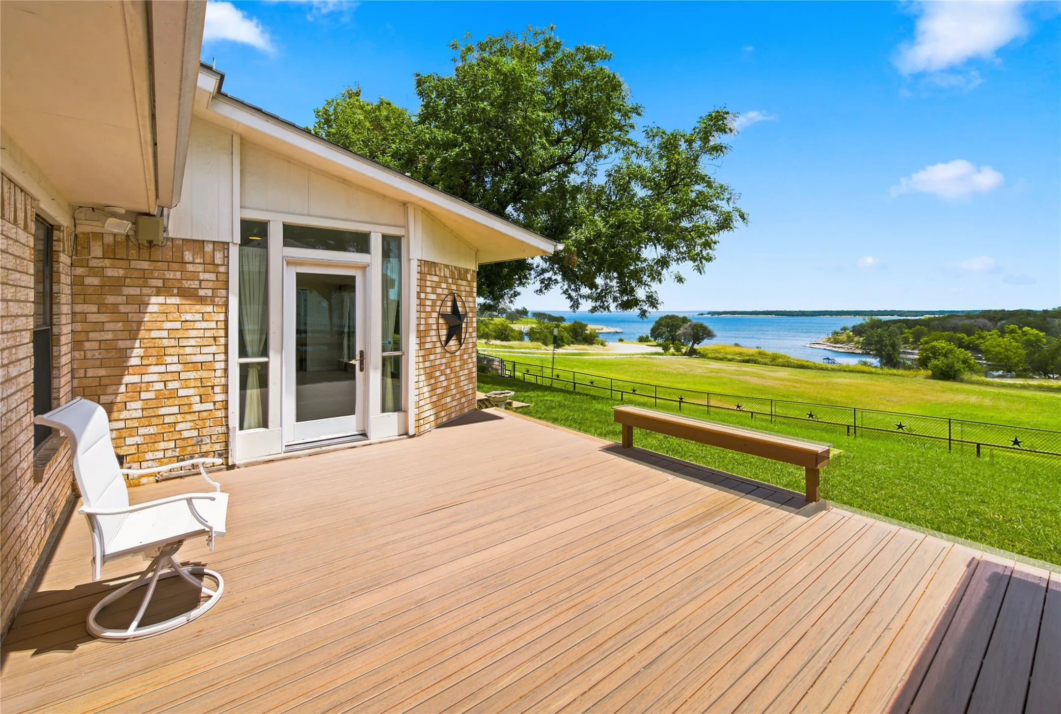 Single Family Residence For Sale in Bosque County , 181 County Road 1747, Clifton, Texas 76634, 3 Bedroom, 2 Bathroom, Garage spaces, 2,760 Sqft, built in 1970, mls#21335875, Real Estate Agent in Clifton, Homes For Sale in Bosque county, Homes For Sale in Clifton, Realtor in Clifton Texas, Real Estate Brokerage Independent Realty Texas, Luminita Cordes Realtor