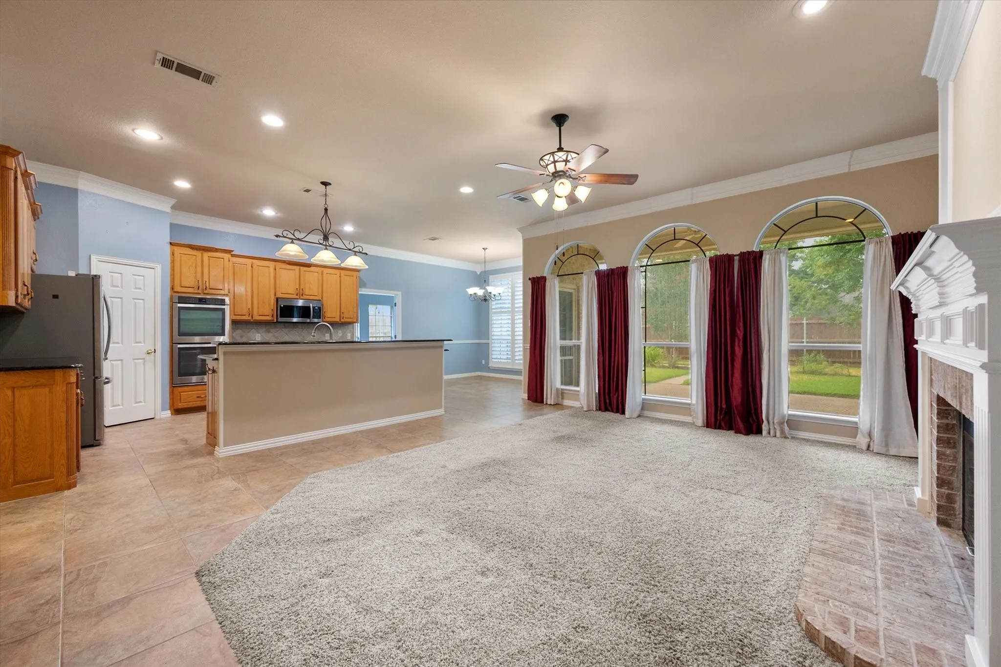 Single Family Residence For Sale in Tarrant County , 8904 Thornway Drive, North Richland Hills, Texas 76182, 4 Bedroom, 3 Bathroom, 3 Garage spaces, 3,029 Sqft, built in 1996, mls#21335704, Real Estate Agent in North Richland Hills, Homes For Sale in Tarrant county, Homes For Sale in North Richland Hills, Realtor in North Richland Hills Texas, Real Estate Brokerage Independent Realty Texas, Luminita Cordes Realtor