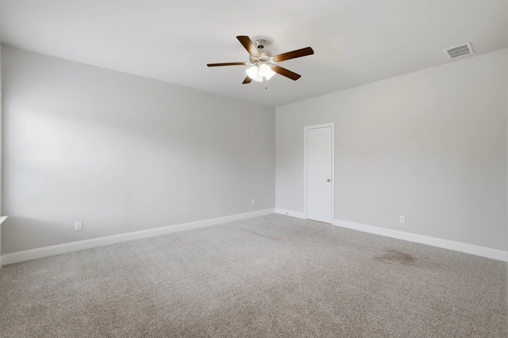 Single Family Residence For Sale in Collin County , 2911 Diamondback Drive, Melissa, Texas 75454, 3 Bedroom, 2 Bathroom, 2 Garage spaces, 1,877 Sqft, built in 2022, mls#21329035, Real Estate Agent in Melissa, Homes For Sale in Collin county, Homes For Sale in Melissa, Realtor in Melissa Texas, Real Estate Brokerage Independent Realty Texas, Luminita Cordes Realtor