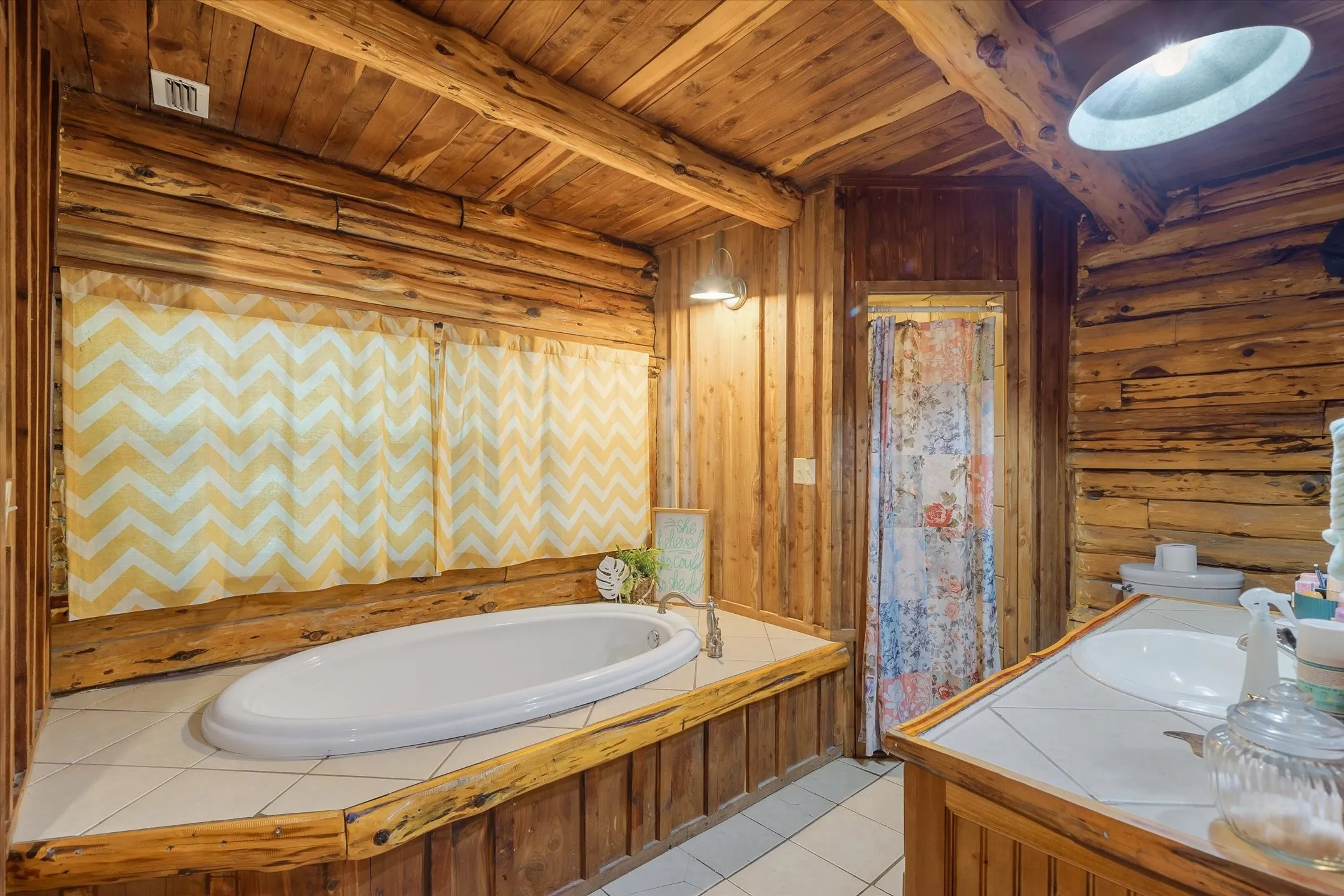 Single Family Residence For Sale in Smith County , 23340 FM 1253, Mineola, Texas 75773, 3 Bedroom, 3 Bathroom, Garage spaces, 2,304 Sqft, built in 2006, mls#21331833, Real Estate Agent in Mineola, Homes For Sale in Smith county, Homes For Sale in Mineola, Realtor in Mineola Texas, Real Estate Brokerage Independent Realty Texas, Luminita Cordes Realtor