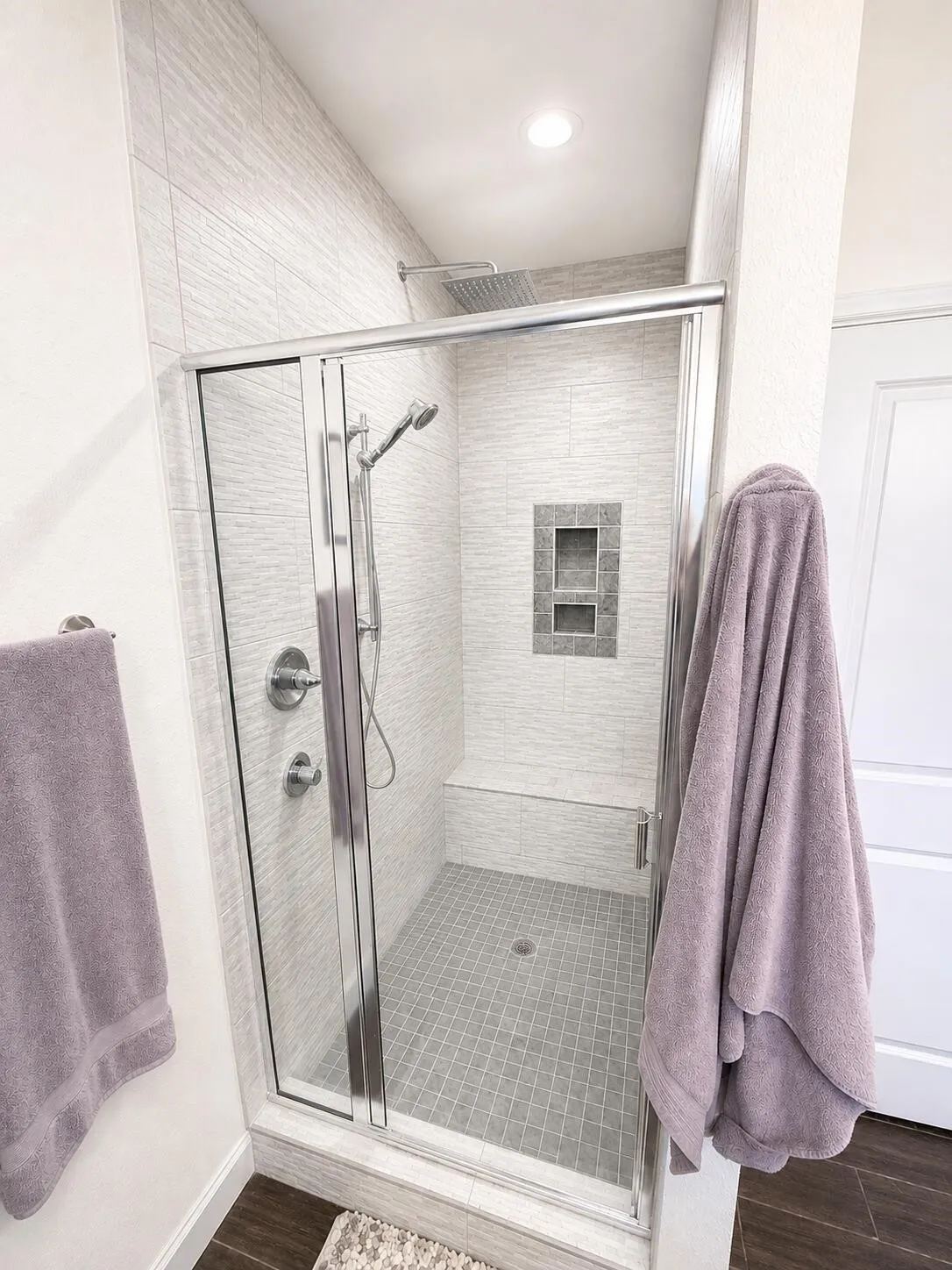 Single Family Residence For Sale in Tarrant County , 4803 Calmont Avenue, Fort Worth, Texas 76107, 3 Bedroom, 2 Bathroom, 2 Garage spaces, 2,574 Sqft, built in 2016, mls#21335891, Real Estate Agent in Fort Worth, Homes For Sale in Tarrant county, Homes For Sale in Fort Worth, Realtor in Fort Worth Texas, Real Estate Brokerage Independent Realty Texas, Luminita Cordes Realtor