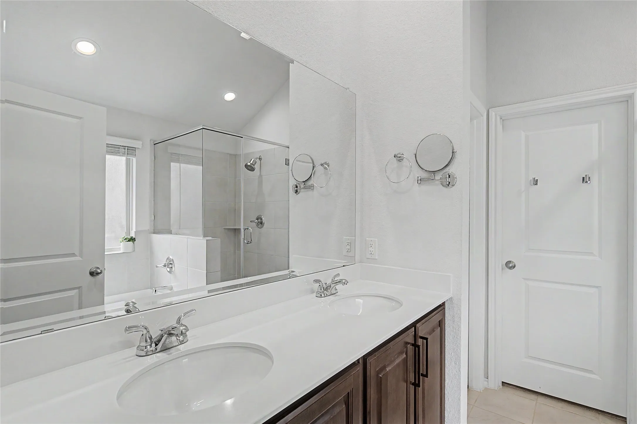 Single Family Residence For Sale in Parker County , 1825 Agarito Drive, Weatherford, Texas 76086, 3 Bedroom, 2 Bathroom, 2 Garage spaces, 1,620 Sqft, built in 2022, Price $344,000, mls#21335888, Real Estate Agent in Weatherford, Homes For Sale in Parker county, Homes For Sale in Weatherford, Realtor in Weatherford Texas, Real Estate Brokerage Independent Realty Texas, Luminita Cordes Realtor