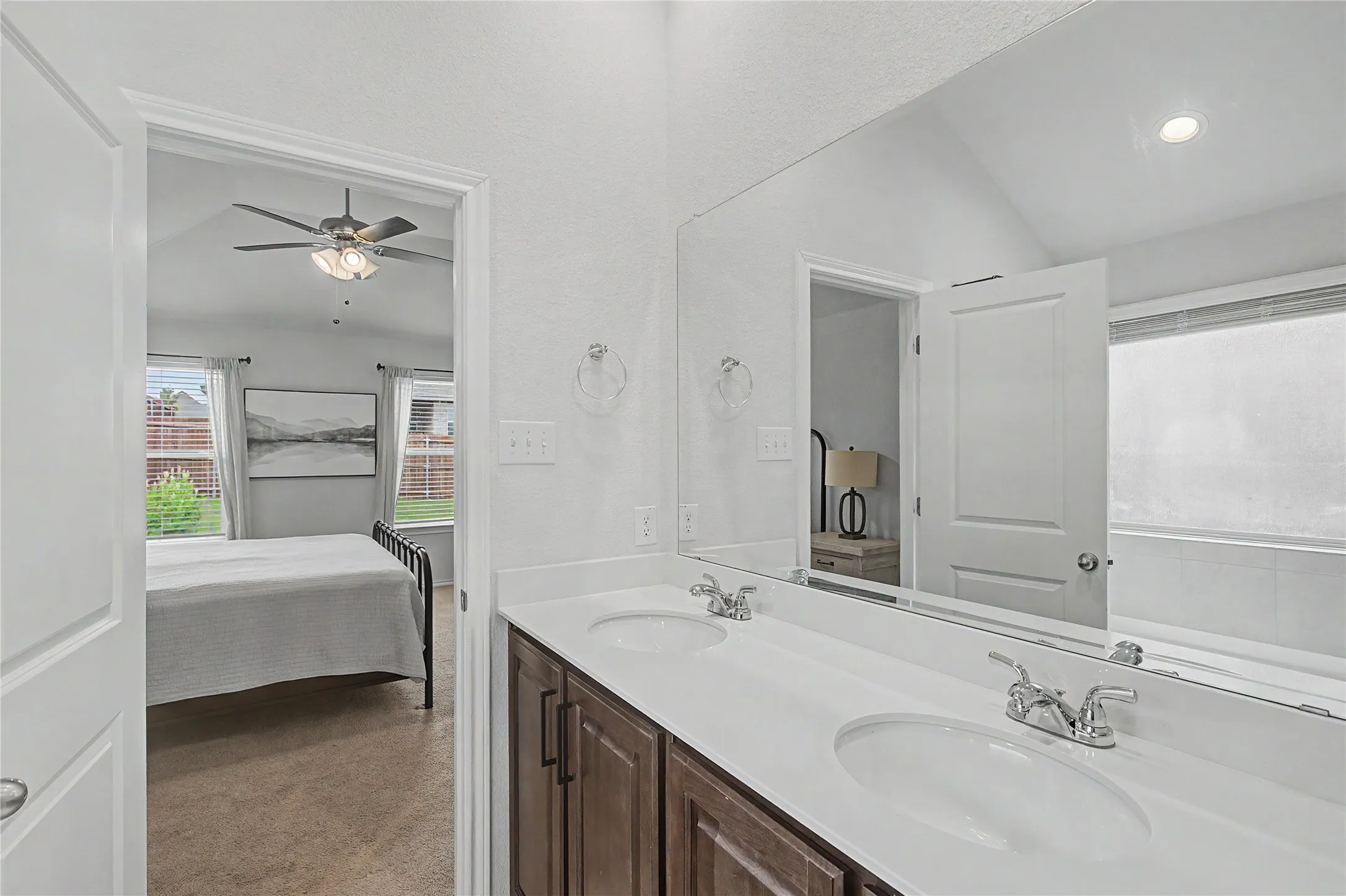 Single Family Residence For Sale in Parker County , 1825 Agarito Drive, Weatherford, Texas 76086, 3 Bedroom, 2 Bathroom, 2 Garage spaces, 1,620 Sqft, built in 2022, Price $344,000, mls#21335888, Real Estate Agent in Weatherford, Homes For Sale in Parker county, Homes For Sale in Weatherford, Realtor in Weatherford Texas, Real Estate Brokerage Independent Realty Texas, Luminita Cordes Realtor