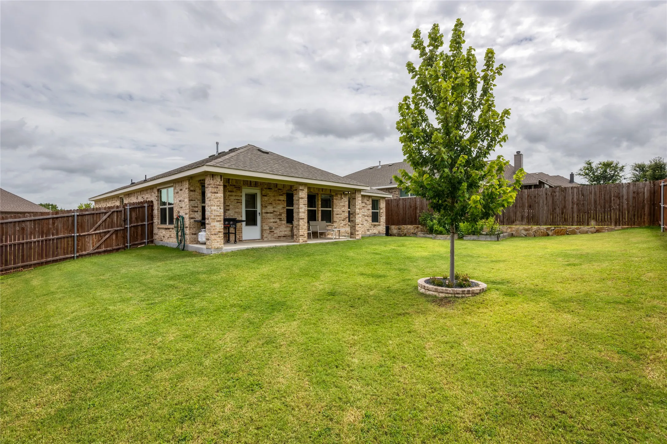 Single Family Residence For Sale in Parker County , 1825 Agarito Drive, Weatherford, Texas 76086, 3 Bedroom, 2 Bathroom, 2 Garage spaces, 1,620 Sqft, built in 2022, Price $344,000, mls#21335888, Real Estate Agent in Weatherford, Homes For Sale in Parker county, Homes For Sale in Weatherford, Realtor in Weatherford Texas, Real Estate Brokerage Independent Realty Texas, Luminita Cordes Realtor