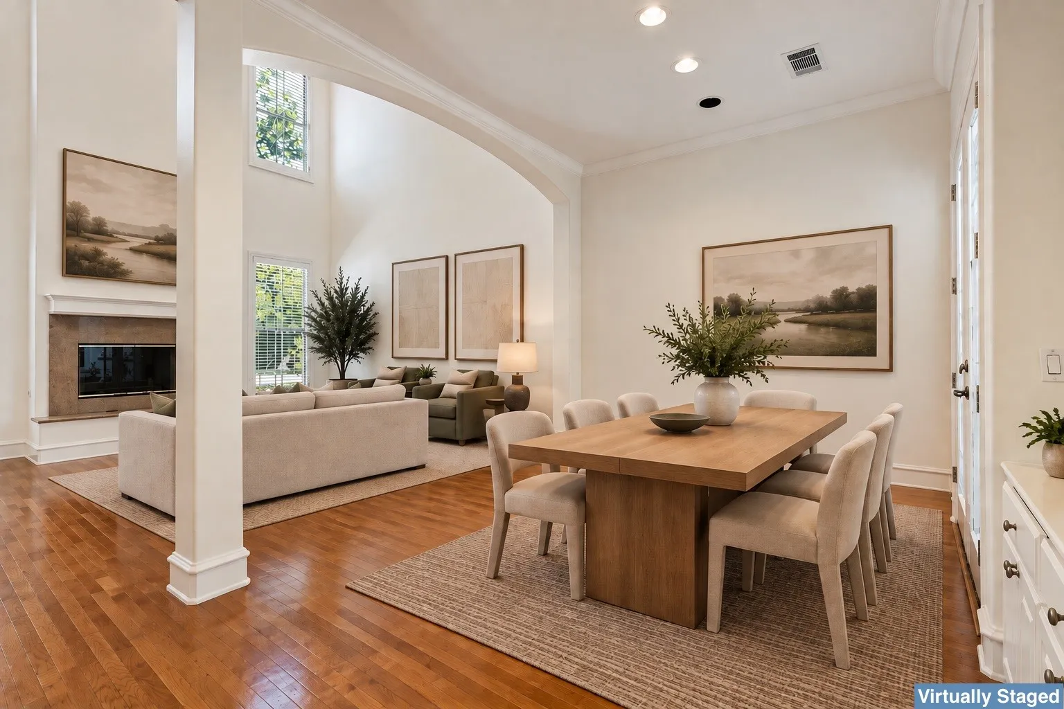 Townhouse For Sale in Dallas County , 7411 Inwood Road, Dallas, Texas 75209, 3 Bedroom, 3 Bathroom, 2 Garage spaces, 2,892 Sqft, built in 1998, mls#21335900, Real Estate Agent in Dallas, Homes For Sale in Dallas county, Homes For Sale in Dallas, Realtor in Dallas Texas, Real Estate Brokerage Independent Realty Texas, Luminita Cordes Realtor