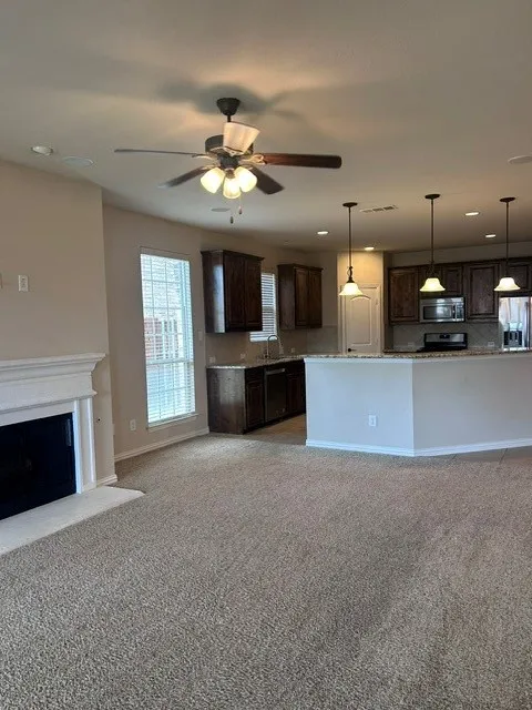 Single Family Residence For Rent in Denton County , 3004 Hereford Drive, Lewisville, Texas 75056, 3 Bedroom, 3 Bathroom, 2 Garage spaces, 2,314 Sqft, built in 2009, mls#21335881, Real Estate Agent in Lewisville, Homes For Rent in Denton county, Homes For Rent in Lewisville, Realtor in Lewisville Texas, Real Estate Brokerage Independent Realty Texas, Luminita Cordes Realtor