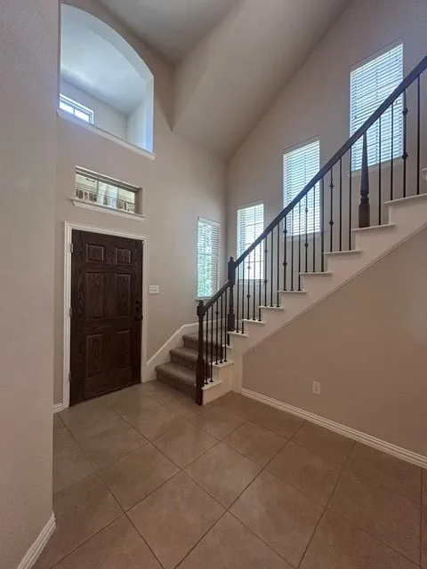 Single Family Residence For Rent in Denton County , 3004 Hereford Drive, Lewisville, Texas 75056, 3 Bedroom, 3 Bathroom, 2 Garage spaces, 2,314 Sqft, built in 2009, mls#21335881, Real Estate Agent in Lewisville, Homes For Rent in Denton county, Homes For Rent in Lewisville, Realtor in Lewisville Texas, Real Estate Brokerage Independent Realty Texas, Luminita Cordes Realtor