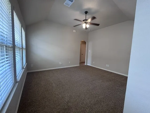 Single Family Residence For Rent in Denton County , 3004 Hereford Drive, Lewisville, Texas 75056, 3 Bedroom, 3 Bathroom, 2 Garage spaces, 2,314 Sqft, built in 2009, mls#21335881, Real Estate Agent in Lewisville, Homes For Rent in Denton county, Homes For Rent in Lewisville, Realtor in Lewisville Texas, Real Estate Brokerage Independent Realty Texas, Luminita Cordes Realtor