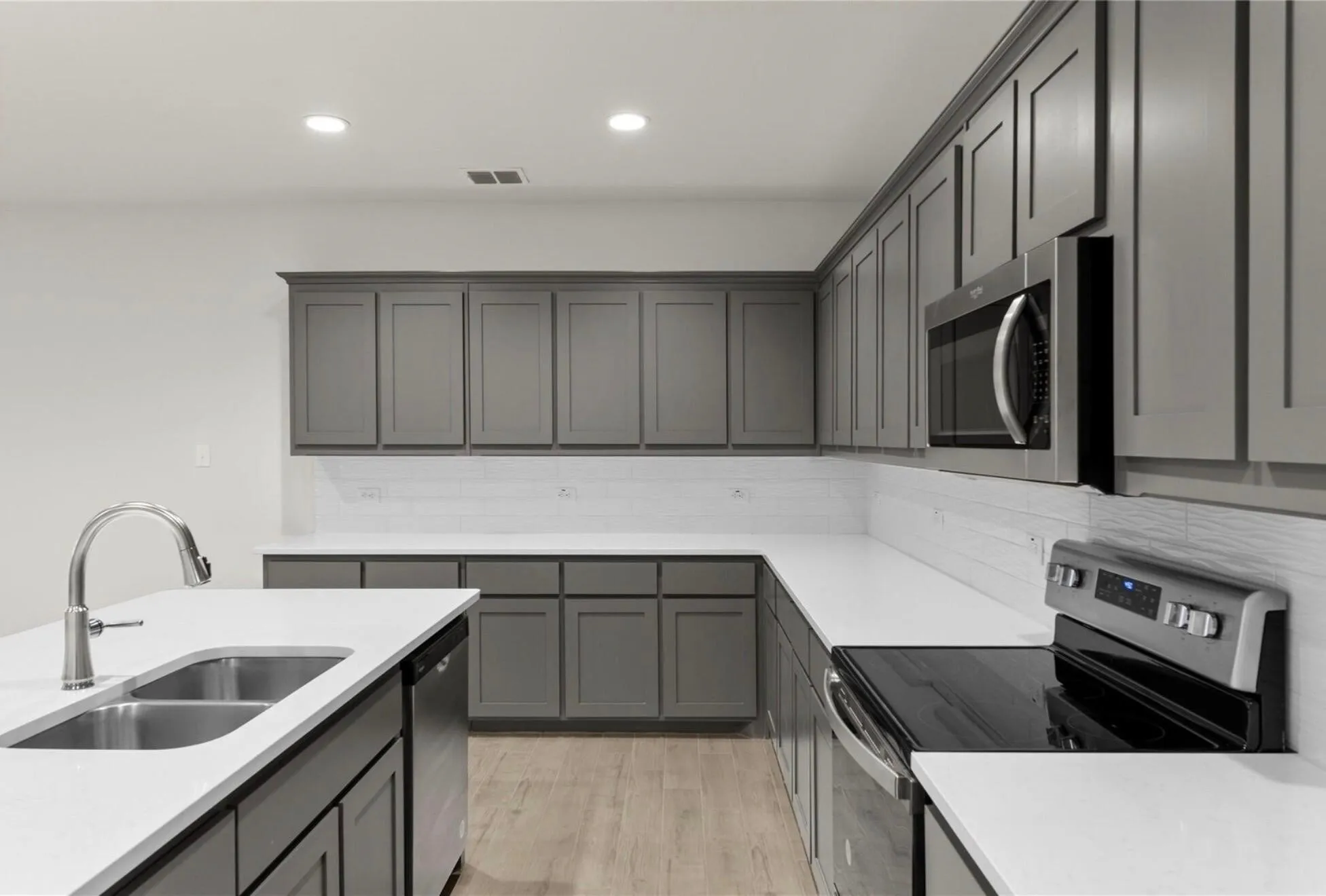 Single Family Residence For Rent in Denton County , 2112 Sesaro Drive, Aubrey, Texas 76227, 4 Bedrooms, 3 Bathrooms, Garage spaces, 2,883 Sqft, built in 2024, Price $3,000, mls#21335905, Real Estate Agent in Aubrey, Homes For Rent in Denton county, Homes For Rent in Aubrey, Realtor in Aubrey Texas, Real Estate Brokerage Independent Realty Texas, Luminita Cordes Realtor