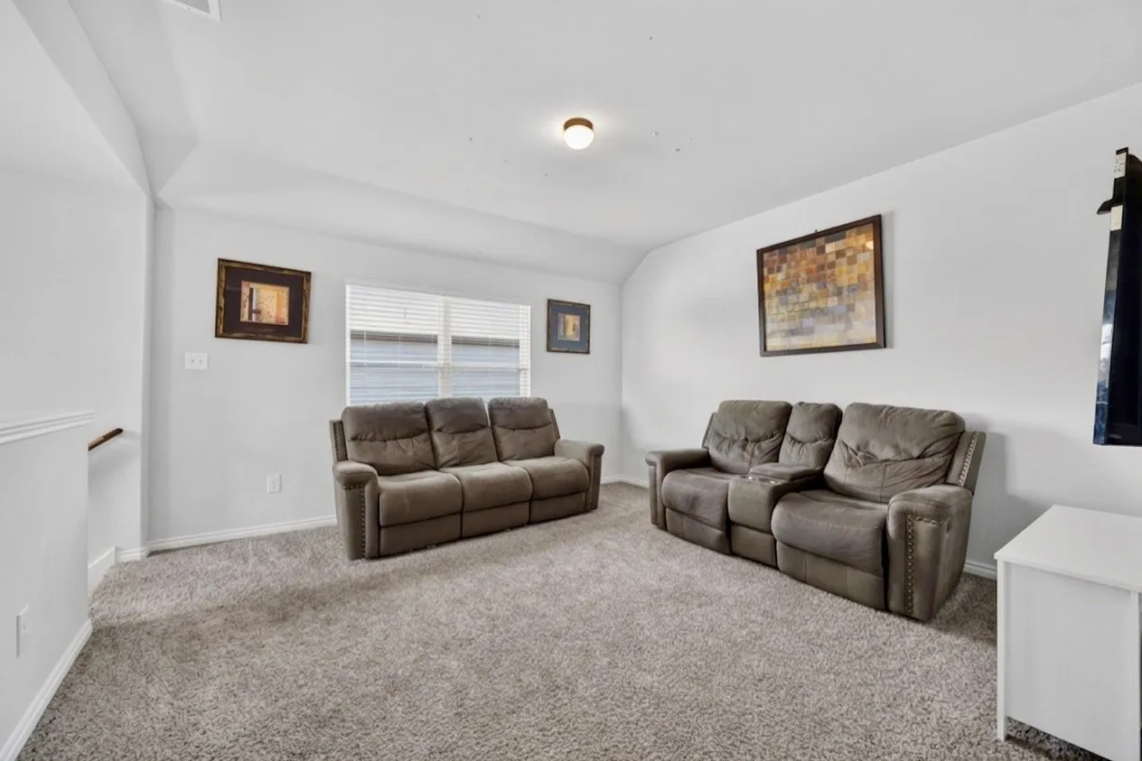 Single Family Residence For Sale in Tarrant County , 8369 Horned Maple Trail, Fort Worth, Texas 76123, 4 Bedroom, 3 Bathroom, 2 Garage spaces, 2,152 Sqft, built in 2021, mls#21276630, Real Estate Agent in Fort Worth, Homes For Sale in Tarrant county, Homes For Sale in Fort Worth, Realtor in Fort Worth Texas, Real Estate Brokerage Independent Realty Texas, Luminita Cordes Realtor