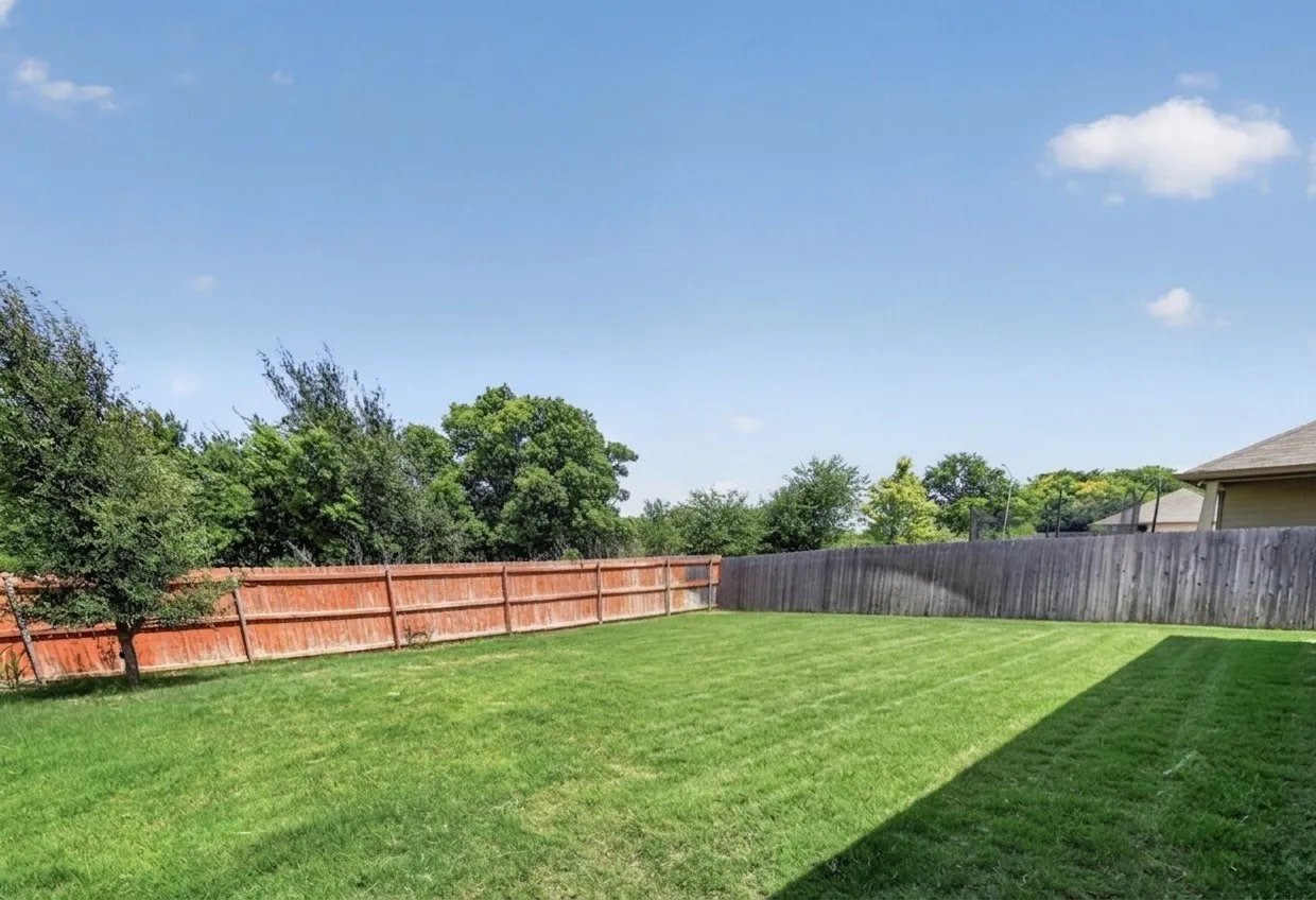 Single Family Residence For Sale in Tarrant County , 8369 Horned Maple Trail, Fort Worth, Texas 76123, 4 Bedroom, 3 Bathroom, 2 Garage spaces, 2,152 Sqft, built in 2021, mls#21276630, Real Estate Agent in Fort Worth, Homes For Sale in Tarrant county, Homes For Sale in Fort Worth, Realtor in Fort Worth Texas, Real Estate Brokerage Independent Realty Texas, Luminita Cordes Realtor