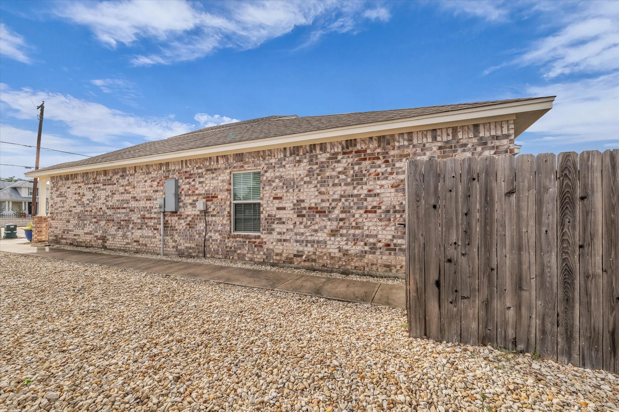 Townhouse For Sale in Mc Lennan County , 691 Park Street, Mc Gregor, Texas 76657, 2 Bedroom, 1 Bathroom, Garage spaces, 1,008 Sqft, built in 2018, mls#21335750, Real Estate Agent in Mc Gregor, Homes For Sale in Mc Lennan county, Homes For Sale in Mc Gregor, Realtor in Mc Gregor Texas, Real Estate Brokerage Independent Realty Texas, Luminita Cordes Realtor