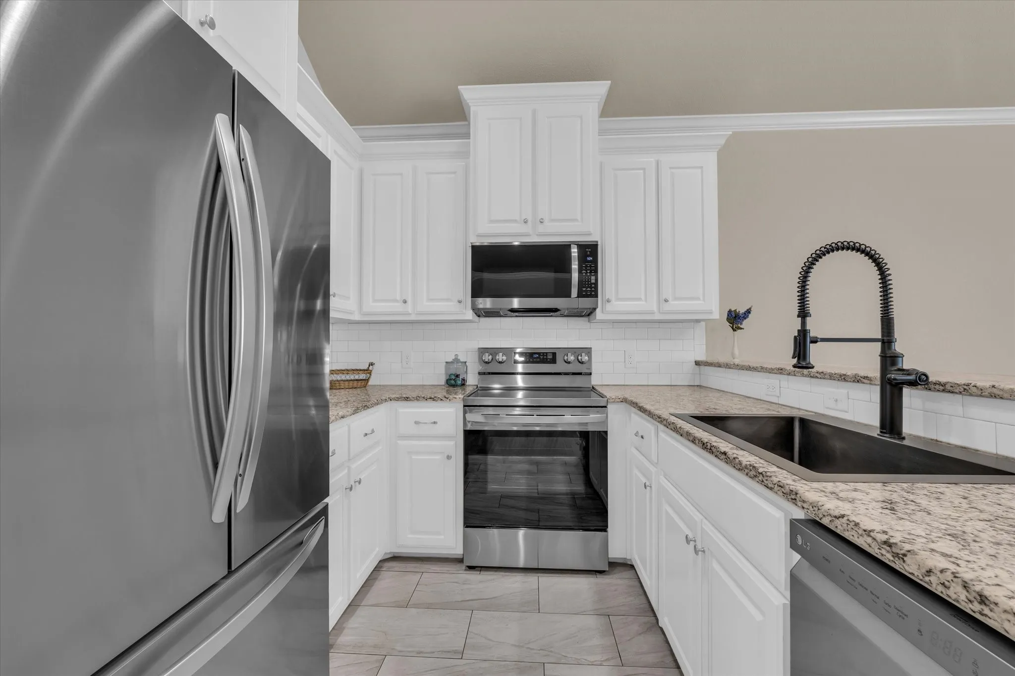 Townhouse For Sale in Mc Lennan County , 691 Park Street, Mc Gregor, Texas 76657, 2 Bedroom, 1 Bathroom, Garage spaces, 1,008 Sqft, built in 2018, mls#21335750, Real Estate Agent in Mc Gregor, Homes For Sale in Mc Lennan county, Homes For Sale in Mc Gregor, Realtor in Mc Gregor Texas, Real Estate Brokerage Independent Realty Texas, Luminita Cordes Realtor