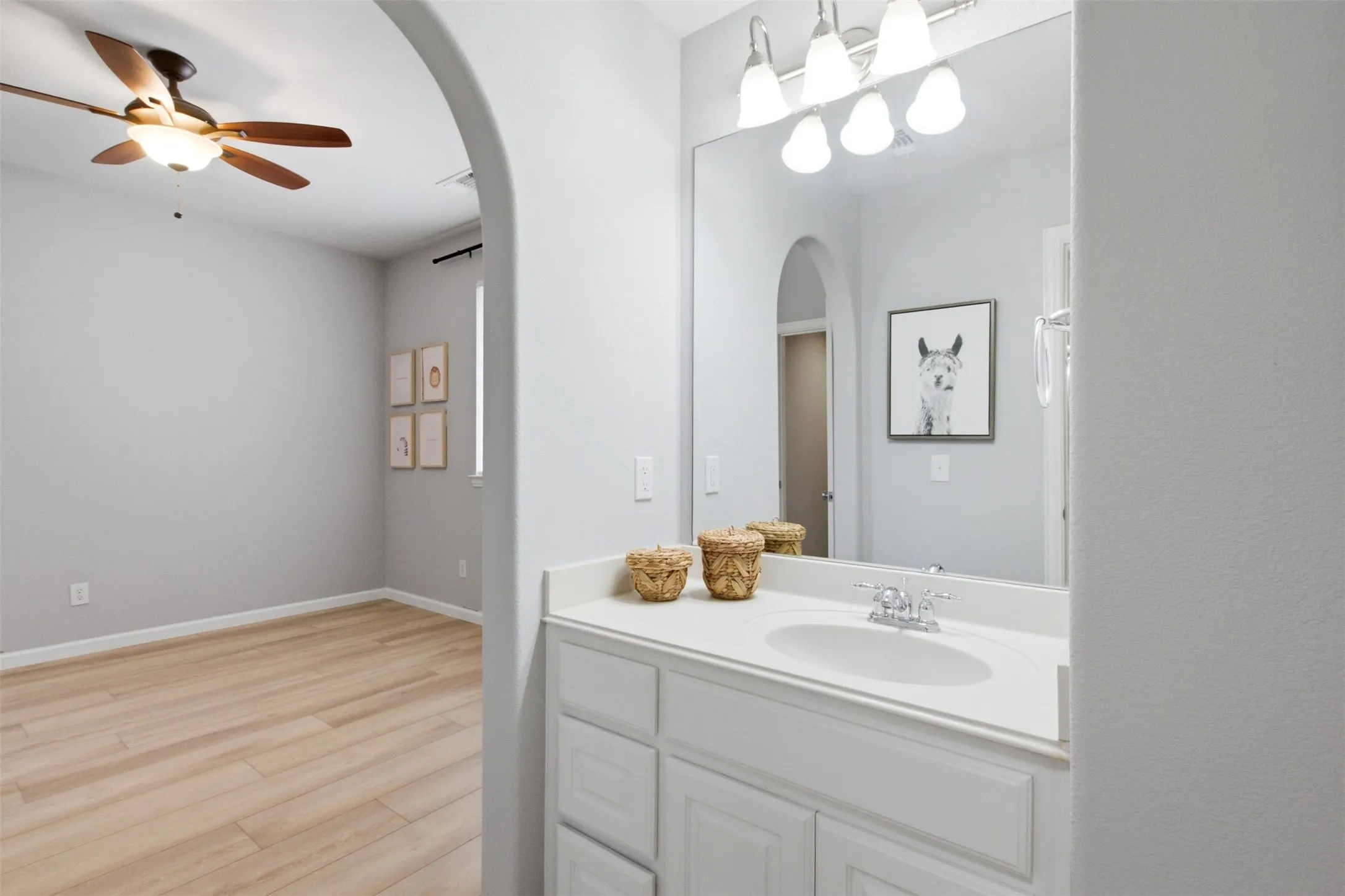 Jack and Jill Bath