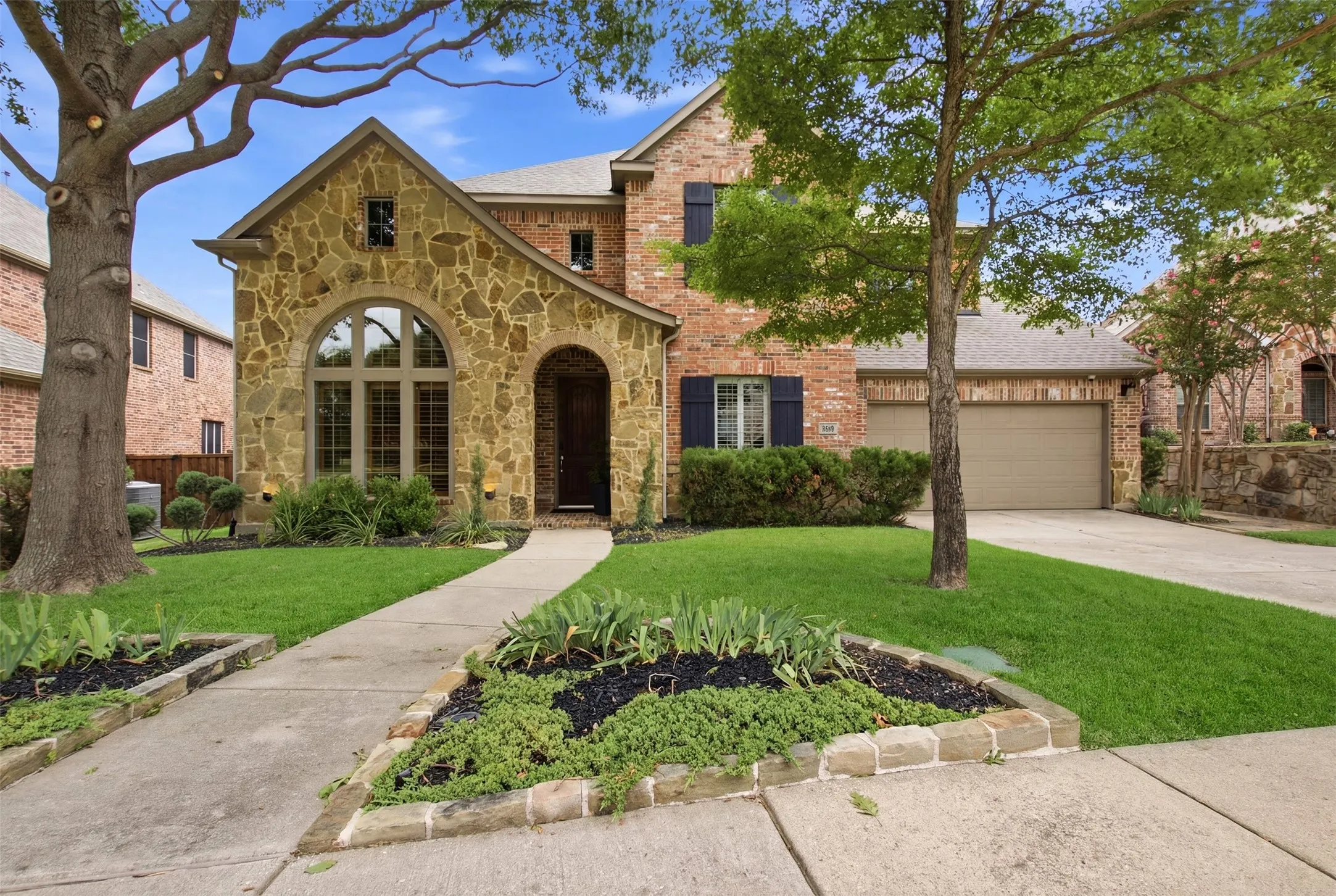 Single Family Residence For Sale in Collin County , 8605 Herns Meadow Lane, Mc Kinney, Texas 75071, 5 Bedroom, 5 Bathroom, 3 Garage spaces, 4,010 Sqft, built in 2006, mls#21333835, Real Estate Agent in Mc Kinney, Homes For Sale in Collin county, Homes For Sale in Mc Kinney, Realtor in Mc Kinney Texas, Real Estate Brokerage Independent Realty Texas, Luminita Cordes Realtor
