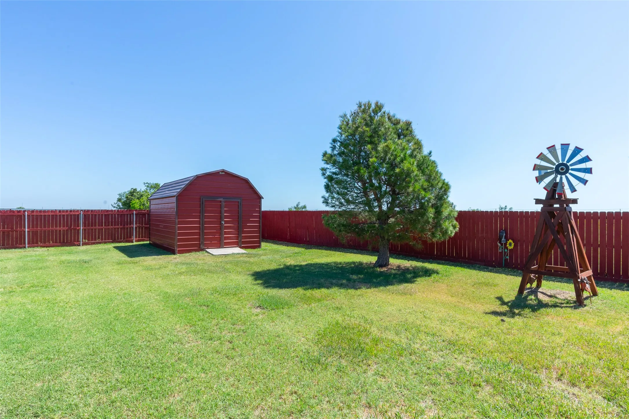 Single Family Residence For Sale in Taylor County , 101 Apple Blossom Drive, Abilene, Texas 79602, 4 Bedroom, 4 Bathroom, 4 Garage spaces, 2,975 Sqft, built in 2010, mls#21323770, Real Estate Agent in Abilene, Homes For Sale in Taylor county, Homes For Sale in Abilene, Realtor in Abilene Texas, Real Estate Brokerage Independent Realty Texas, Luminita Cordes Realtor