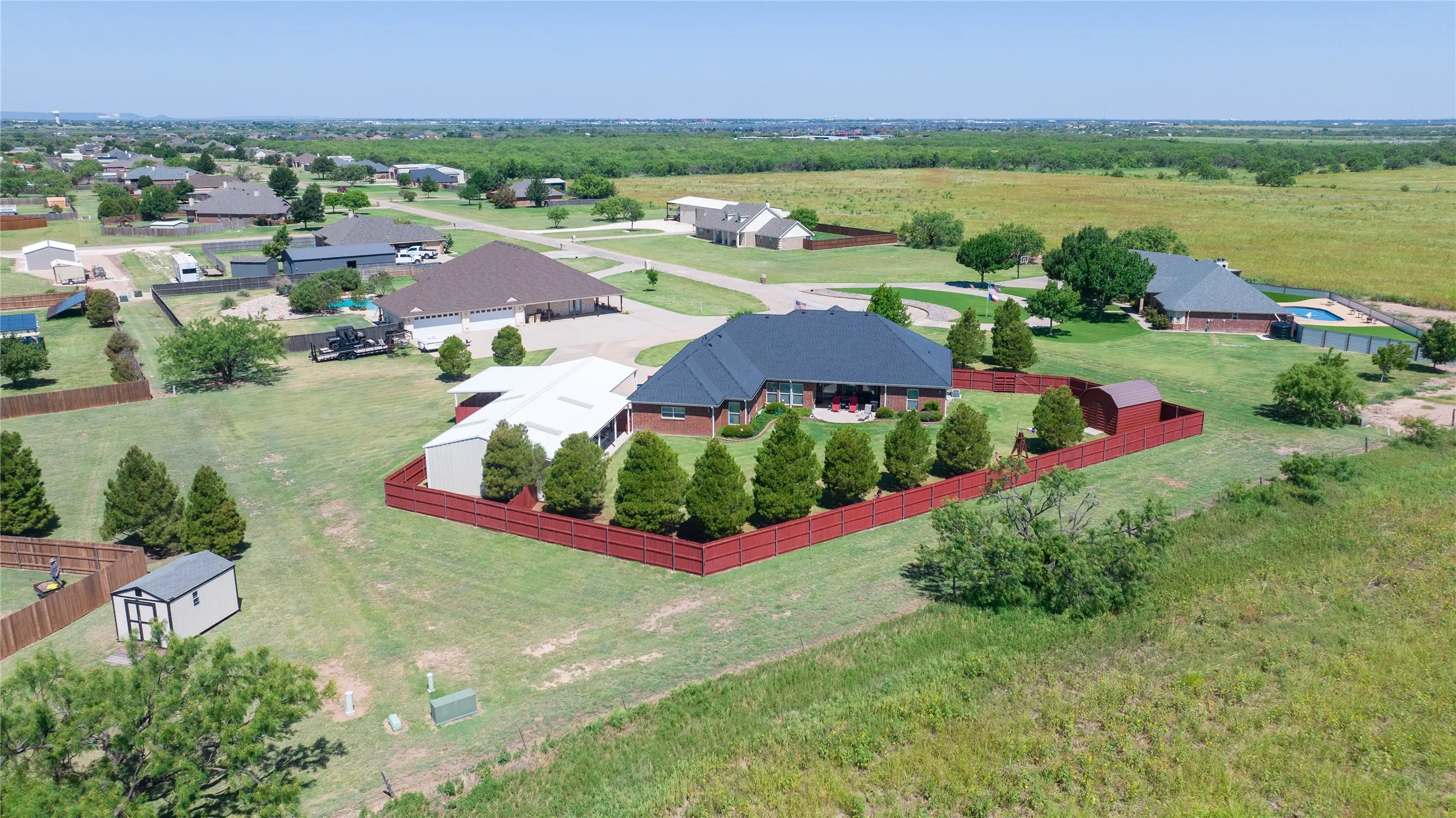 Single Family Residence For Sale in Taylor County , 101 Apple Blossom Drive, Abilene, Texas 79602, 4 Bedroom, 4 Bathroom, 4 Garage spaces, 2,975 Sqft, built in 2010, mls#21323770, Real Estate Agent in Abilene, Homes For Sale in Taylor county, Homes For Sale in Abilene, Realtor in Abilene Texas, Real Estate Brokerage Independent Realty Texas, Luminita Cordes Realtor