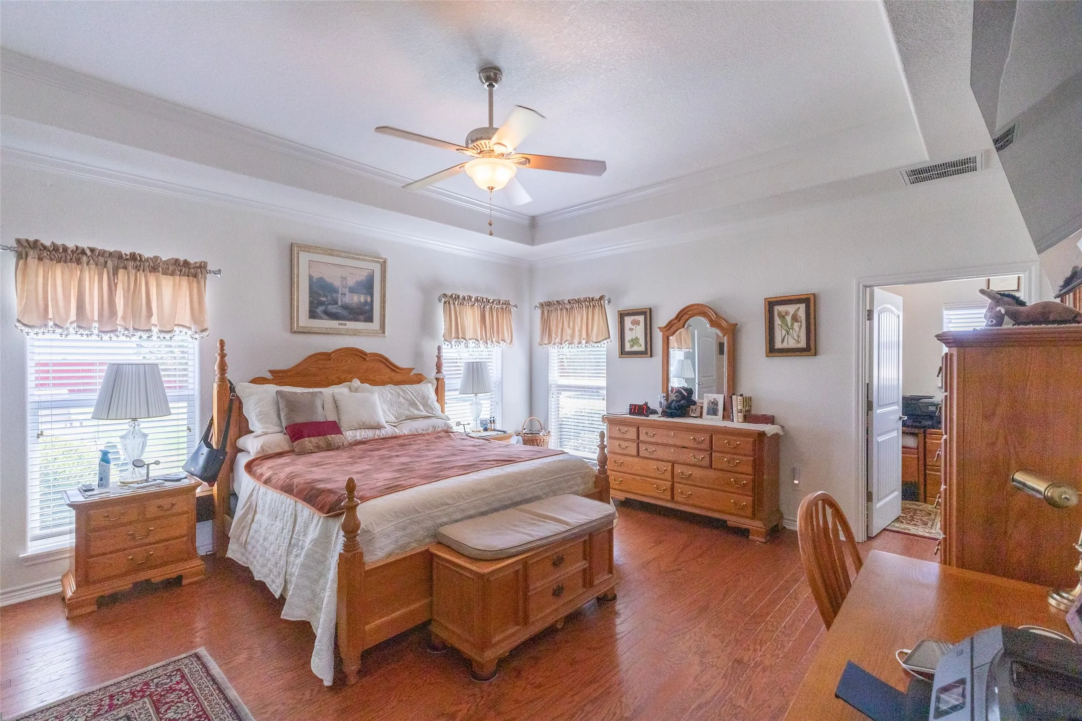 Single Family Residence For Sale in Taylor County , 101 Apple Blossom Drive, Abilene, Texas 79602, 4 Bedroom, 4 Bathroom, 4 Garage spaces, 2,975 Sqft, built in 2010, mls#21323770, Real Estate Agent in Abilene, Homes For Sale in Taylor county, Homes For Sale in Abilene, Realtor in Abilene Texas, Real Estate Brokerage Independent Realty Texas, Luminita Cordes Realtor