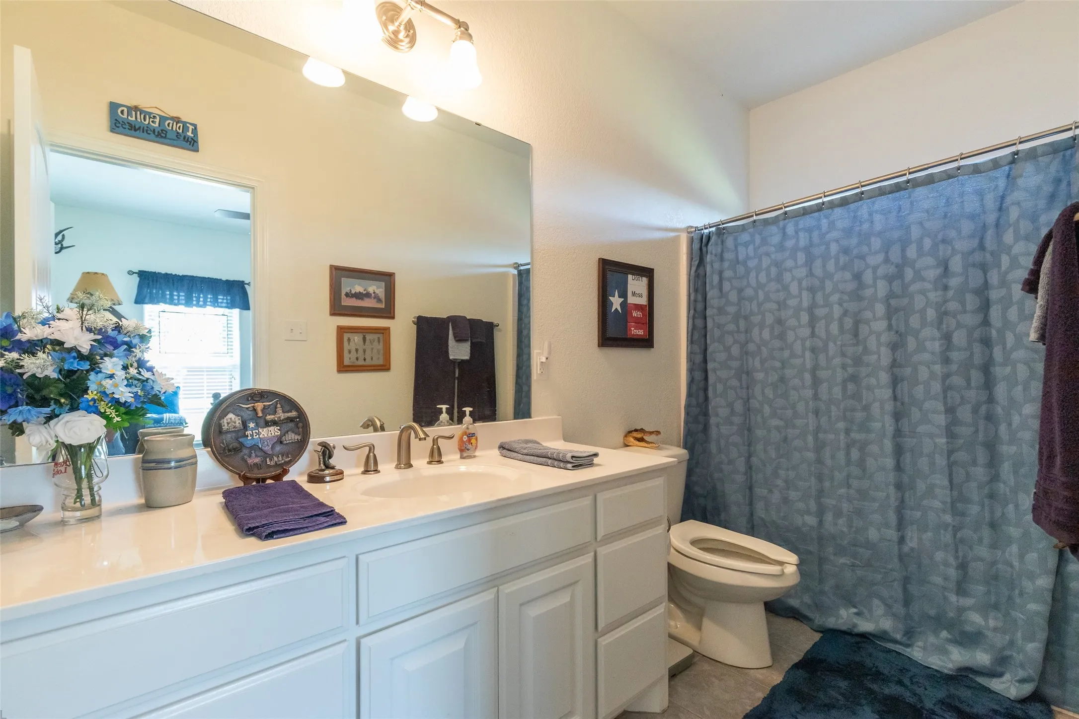Single Family Residence For Sale in Taylor County , 101 Apple Blossom Drive, Abilene, Texas 79602, 4 Bedroom, 4 Bathroom, 4 Garage spaces, 2,975 Sqft, built in 2010, mls#21323770, Real Estate Agent in Abilene, Homes For Sale in Taylor county, Homes For Sale in Abilene, Realtor in Abilene Texas, Real Estate Brokerage Independent Realty Texas, Luminita Cordes Realtor