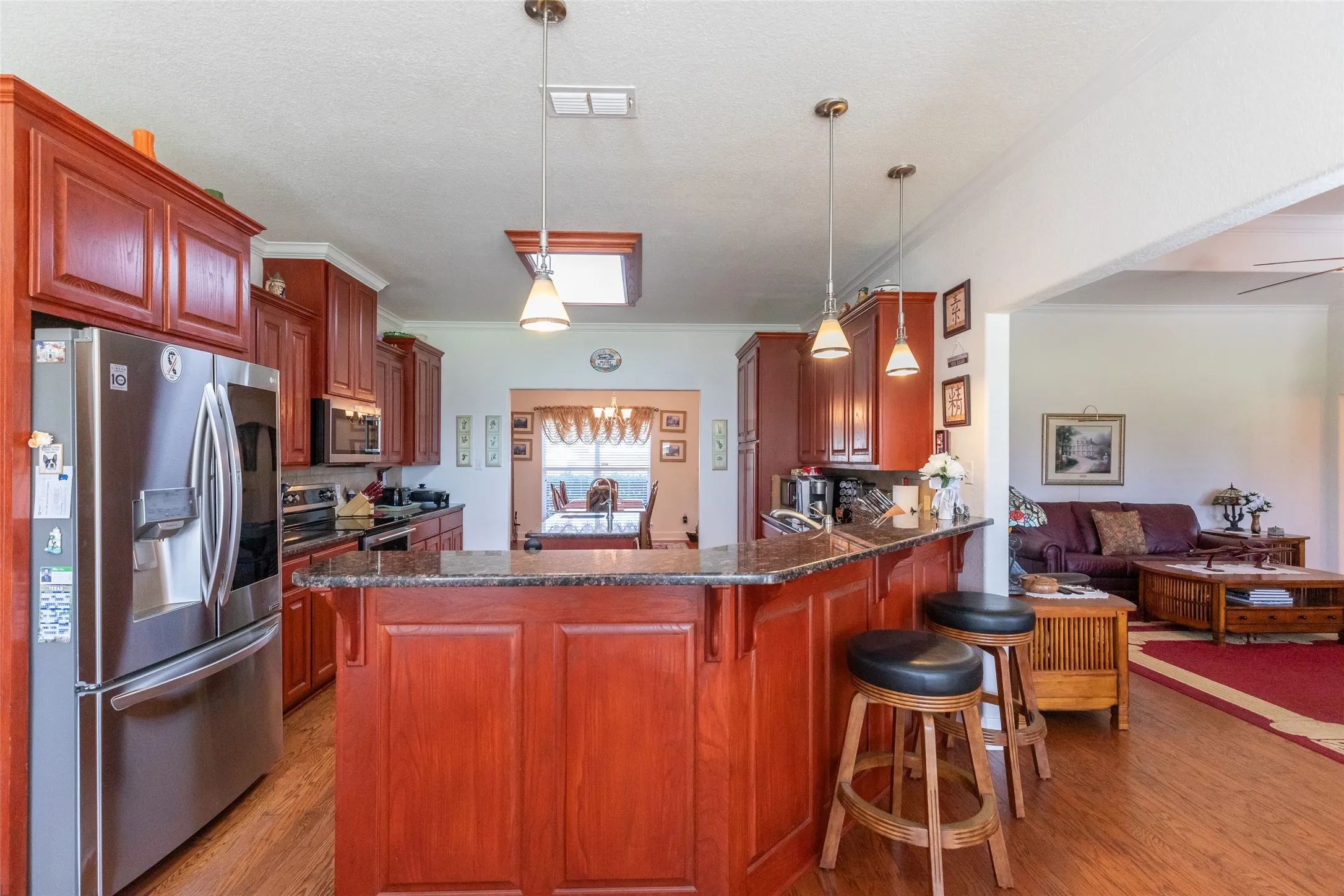 Single Family Residence For Sale in Taylor County , 101 Apple Blossom Drive, Abilene, Texas 79602, 4 Bedroom, 4 Bathroom, 4 Garage spaces, 2,975 Sqft, built in 2010, mls#21323770, Real Estate Agent in Abilene, Homes For Sale in Taylor county, Homes For Sale in Abilene, Realtor in Abilene Texas, Real Estate Brokerage Independent Realty Texas, Luminita Cordes Realtor