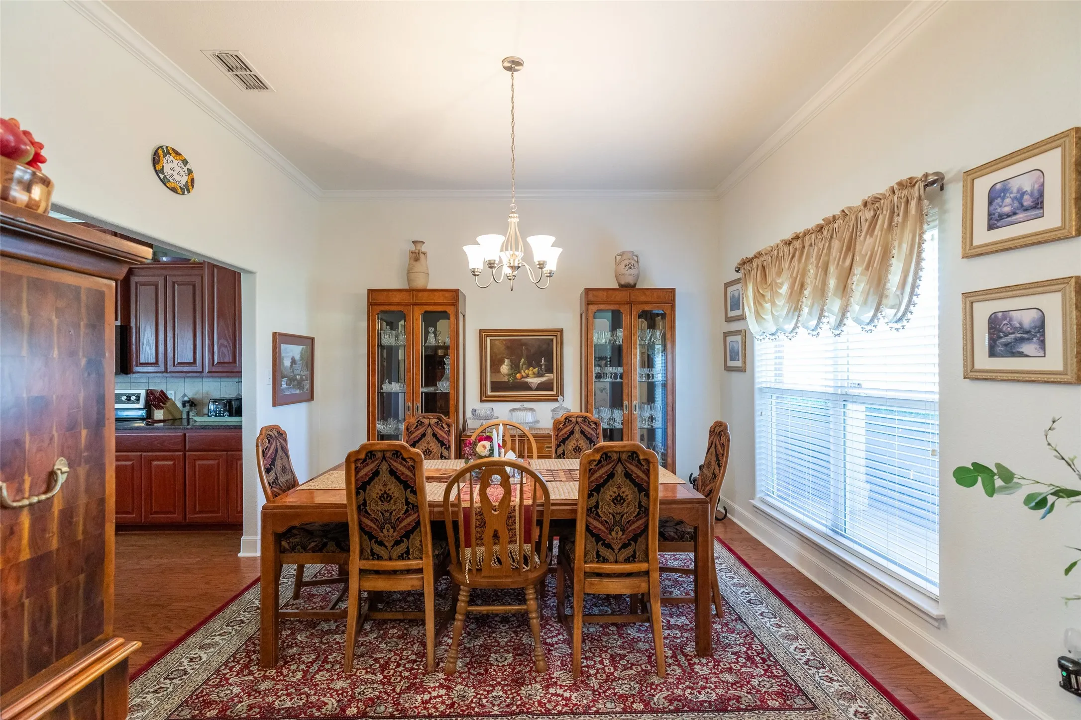 Single Family Residence For Sale in Taylor County , 101 Apple Blossom Drive, Abilene, Texas 79602, 4 Bedroom, 4 Bathroom, 4 Garage spaces, 2,975 Sqft, built in 2010, mls#21323770, Real Estate Agent in Abilene, Homes For Sale in Taylor county, Homes For Sale in Abilene, Realtor in Abilene Texas, Real Estate Brokerage Independent Realty Texas, Luminita Cordes Realtor