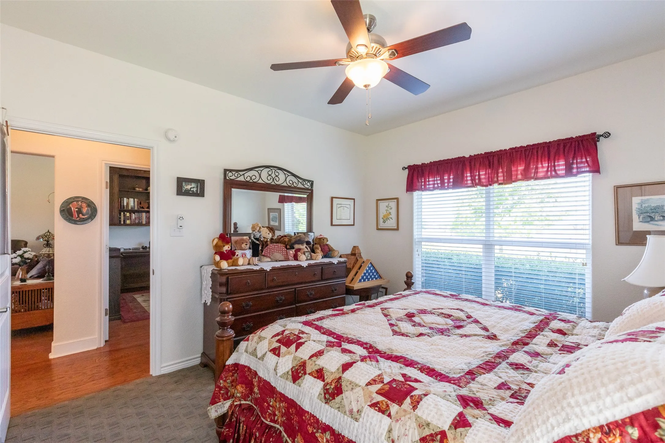 Single Family Residence For Sale in Taylor County , 101 Apple Blossom Drive, Abilene, Texas 79602, 4 Bedroom, 4 Bathroom, 4 Garage spaces, 2,975 Sqft, built in 2010, mls#21323770, Real Estate Agent in Abilene, Homes For Sale in Taylor county, Homes For Sale in Abilene, Realtor in Abilene Texas, Real Estate Brokerage Independent Realty Texas, Luminita Cordes Realtor