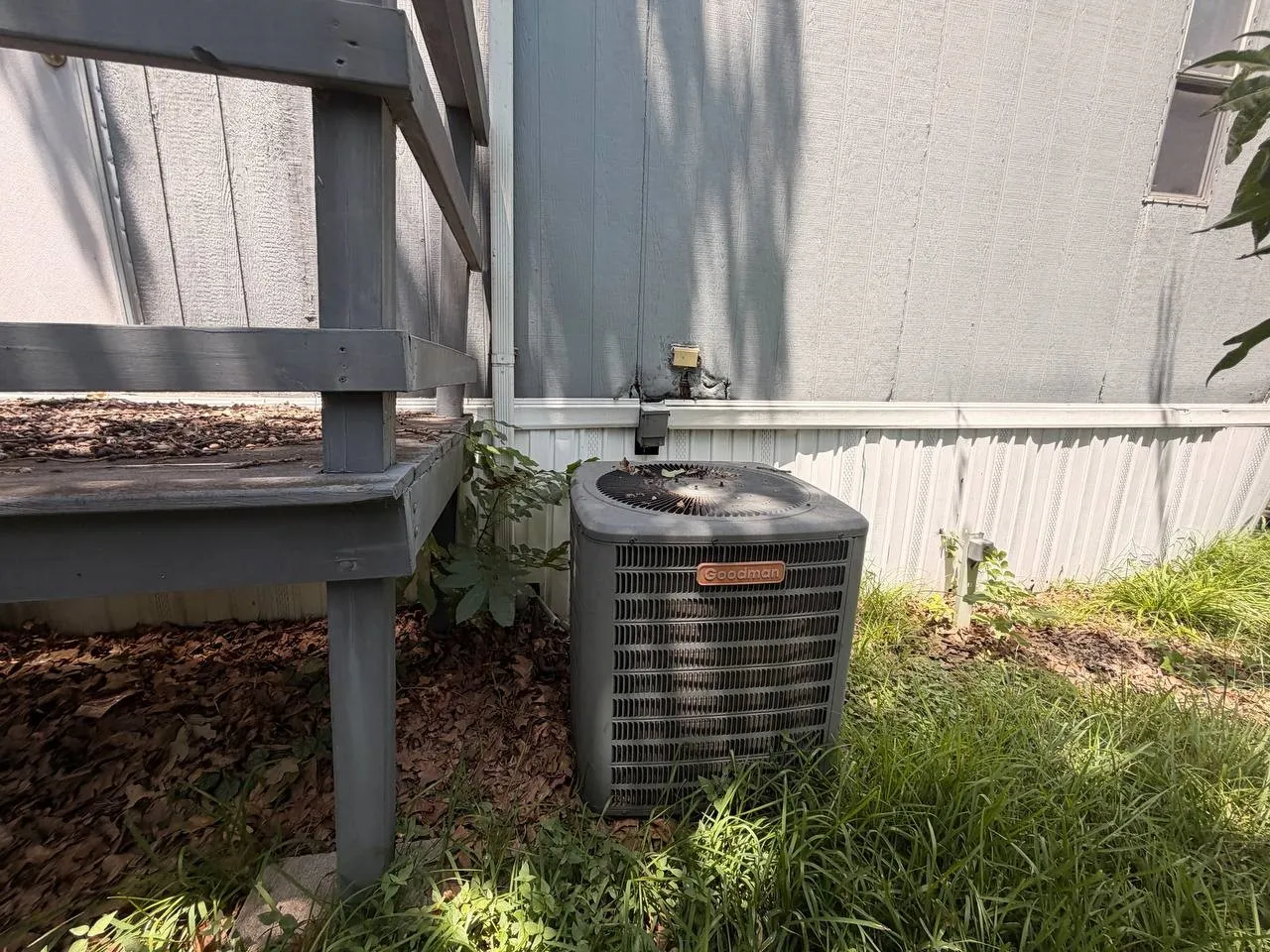 Manufactured Home For Sale in Dallas County , 3507 Wilton Terrace 114, Grand Prairie, Texas 75060, 2 Bedrooms, 2 Bathrooms, Garage spaces, 1,056 Sqft, built in 1988, Price $105,000, mls#21335890, Real Estate Agent in Grand Prairie, Homes For Sale in Dallas county, Homes For Sale in Grand Prairie, Realtor in Grand Prairie Texas, Real Estate Brokerage Independent Realty Texas, Luminita Cordes Realtor