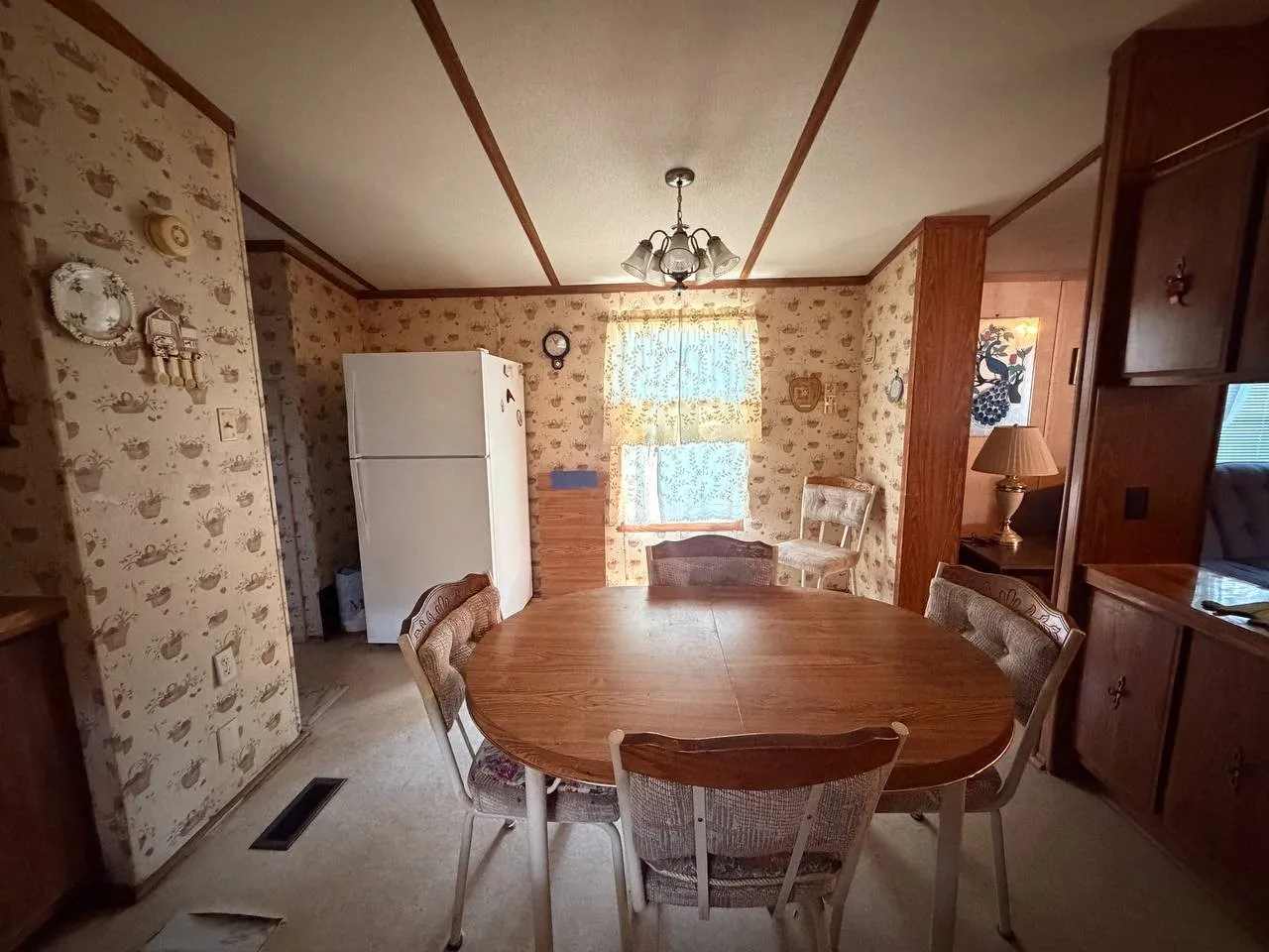 Manufactured Home For Sale in Dallas County , 3507 Wilton Terrace 114, Grand Prairie, Texas 75060, 2 Bedrooms, 2 Bathrooms, Garage spaces, 1,056 Sqft, built in 1988, Price $105,000, mls#21335890, Real Estate Agent in Grand Prairie, Homes For Sale in Dallas county, Homes For Sale in Grand Prairie, Realtor in Grand Prairie Texas, Real Estate Brokerage Independent Realty Texas, Luminita Cordes Realtor