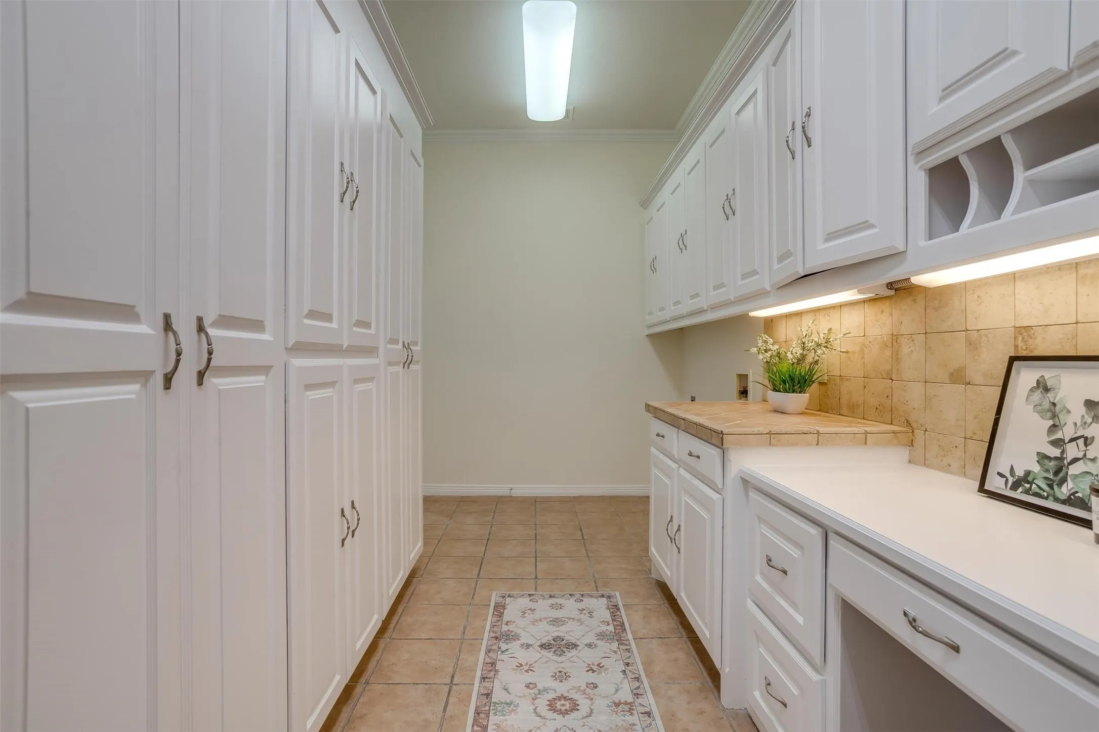 Single Family Residence For Sale in Tarrant County , 4224 Oak Park Court, Fort Worth, Texas 76109, 3 Bedroom, 3 Bathroom, 2 Garage spaces, 3,034 Sqft, built in 2002, mls#21333454, Real Estate Agent in Fort Worth, Homes For Sale in Tarrant county, Homes For Sale in Fort Worth, Realtor in Fort Worth Texas, Real Estate Brokerage Independent Realty Texas, Luminita Cordes Realtor
