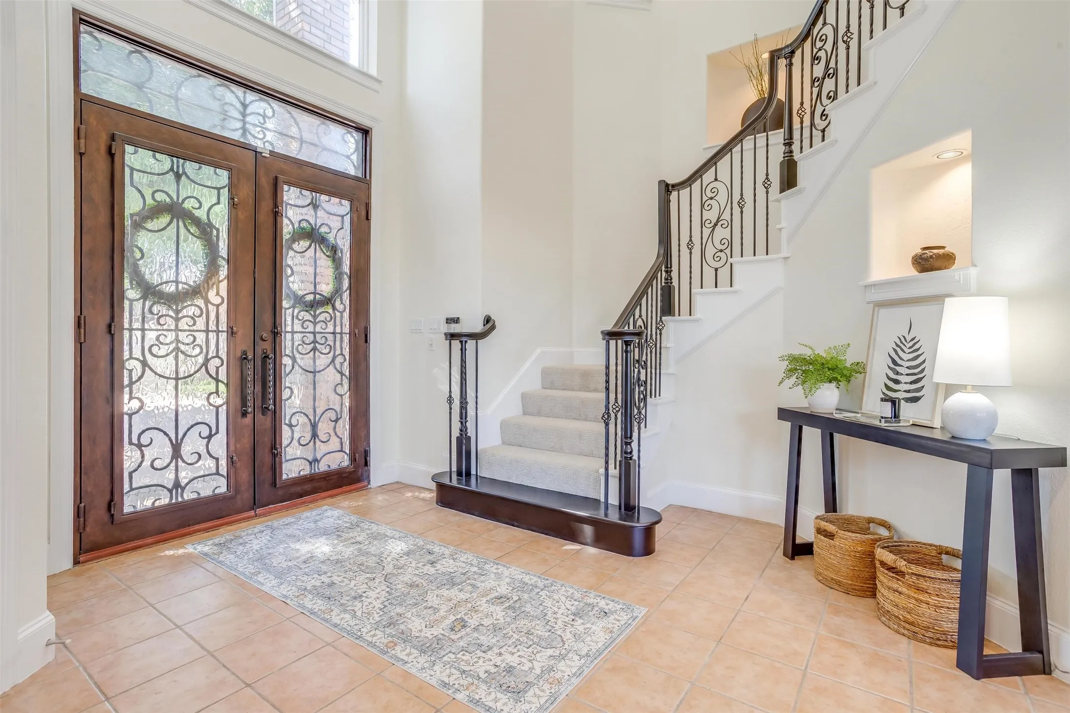 Single Family Residence For Sale in Tarrant County , 4224 Oak Park Court, Fort Worth, Texas 76109, 3 Bedroom, 3 Bathroom, 2 Garage spaces, 3,034 Sqft, built in 2002, mls#21333454, Real Estate Agent in Fort Worth, Homes For Sale in Tarrant county, Homes For Sale in Fort Worth, Realtor in Fort Worth Texas, Real Estate Brokerage Independent Realty Texas, Luminita Cordes Realtor