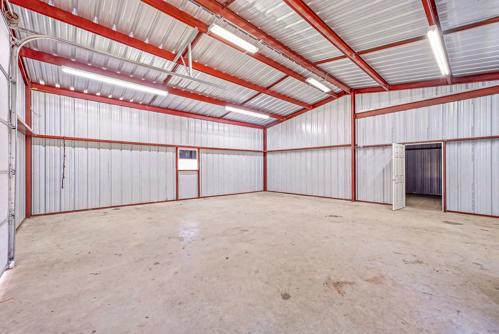 Mobile Home For Sale in Hood County , 570 Armadillo Court, Granbury, Texas 76049, 3 Bedroom, 2 Bathroom, Garage spaces, 1,088 Sqft, built in 2020, mls#21335869, Real Estate Agent in Granbury, Homes For Sale in Hood county, Homes For Sale in Granbury, Realtor in Granbury Texas, Real Estate Brokerage Independent Realty Texas, Luminita Cordes Realtor