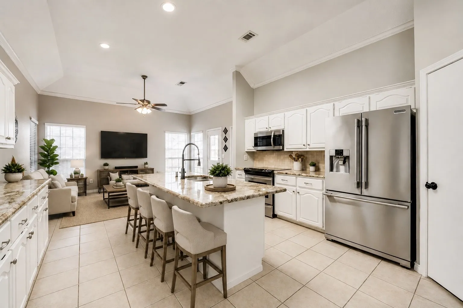 Single Family Residence For Sale in Collin County , 2124 Green Hill Drive, Mc Kinney, Texas 75072, 4 Bedroom, 2 Bathroom, 2 Garage spaces, 2,512 Sqft, built in 1991, mls#21334866, Real Estate Agent in Mc Kinney, Homes For Sale in Collin county, Homes For Sale in Mc Kinney, Realtor in Mc Kinney Texas, Real Estate Brokerage Independent Realty Texas, Luminita Cordes Realtor