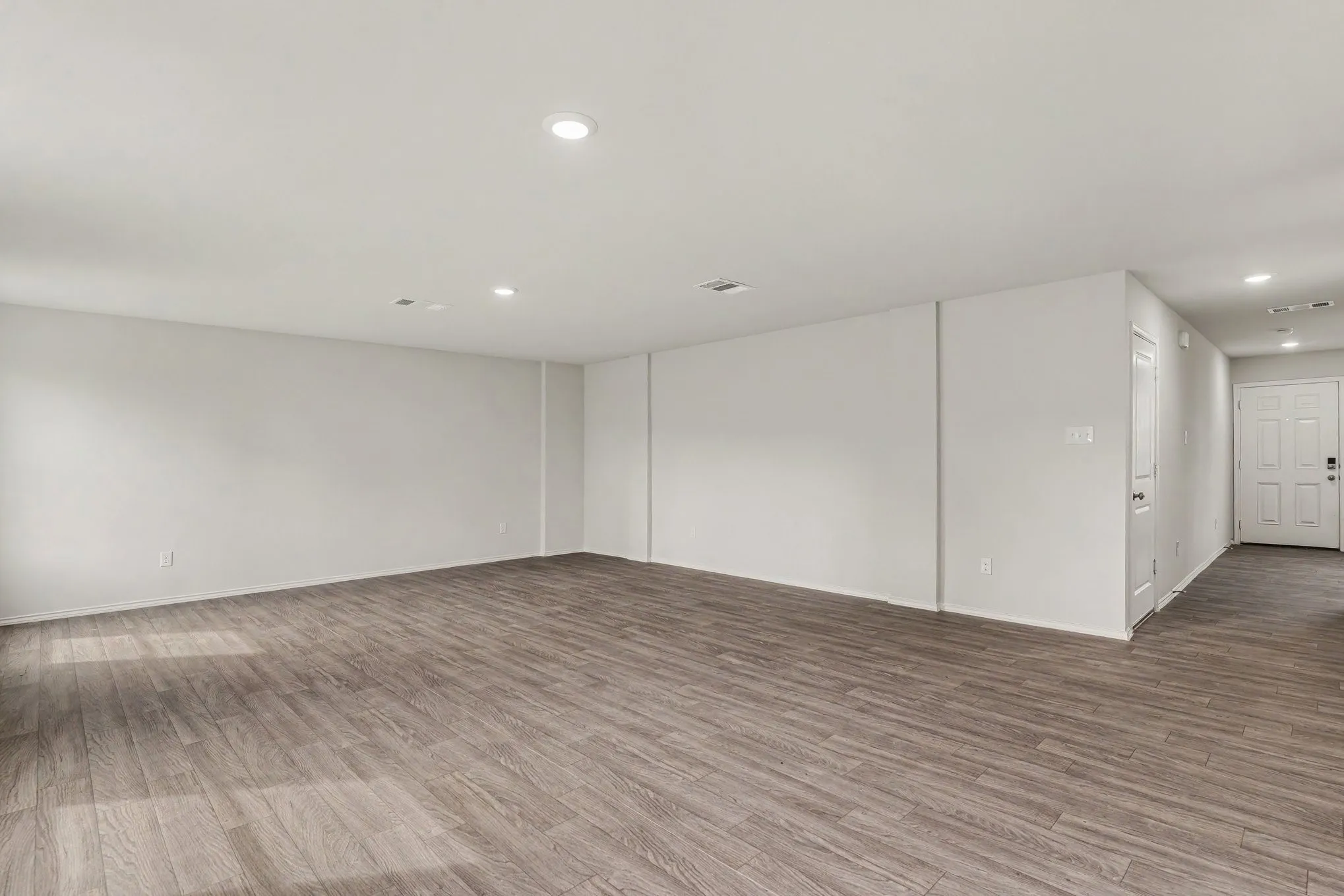 Single Family Residence For Sale in Johnson County , 123 Cooper Drive, Cleburne, Texas 76031, 4 Bedroom, 3 Bathroom, 2 Garage spaces, 2,203 Sqft, built in 2025, mls#21332597, Real Estate Agent in Cleburne, Homes For Sale in Johnson county, Homes For Sale in Cleburne, Realtor in Cleburne Texas, Real Estate Brokerage Independent Realty Texas, Luminita Cordes Realtor