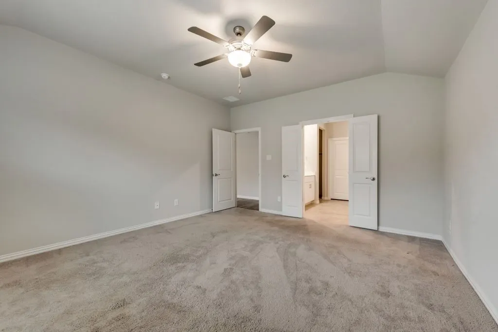 Single Family Residence For Rent in Collin County , 214 Stonehollow Way, Melissa, Texas 75454, 4 Bedroom, 3 Bathroom, 2 Garage spaces, 2,270 Sqft, built in 2020, mls#21334877, Real Estate Agent in Melissa, Homes For Rent in Collin county, Homes For Rent in Melissa, Realtor in Melissa Texas, Real Estate Brokerage Independent Realty Texas, Luminita Cordes Realtor