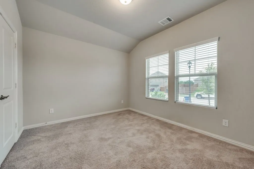 Single Family Residence For Rent in Collin County , 214 Stonehollow Way, Melissa, Texas 75454, 4 Bedroom, 3 Bathroom, 2 Garage spaces, 2,270 Sqft, built in 2020, mls#21334877, Real Estate Agent in Melissa, Homes For Rent in Collin county, Homes For Rent in Melissa, Realtor in Melissa Texas, Real Estate Brokerage Independent Realty Texas, Luminita Cordes Realtor