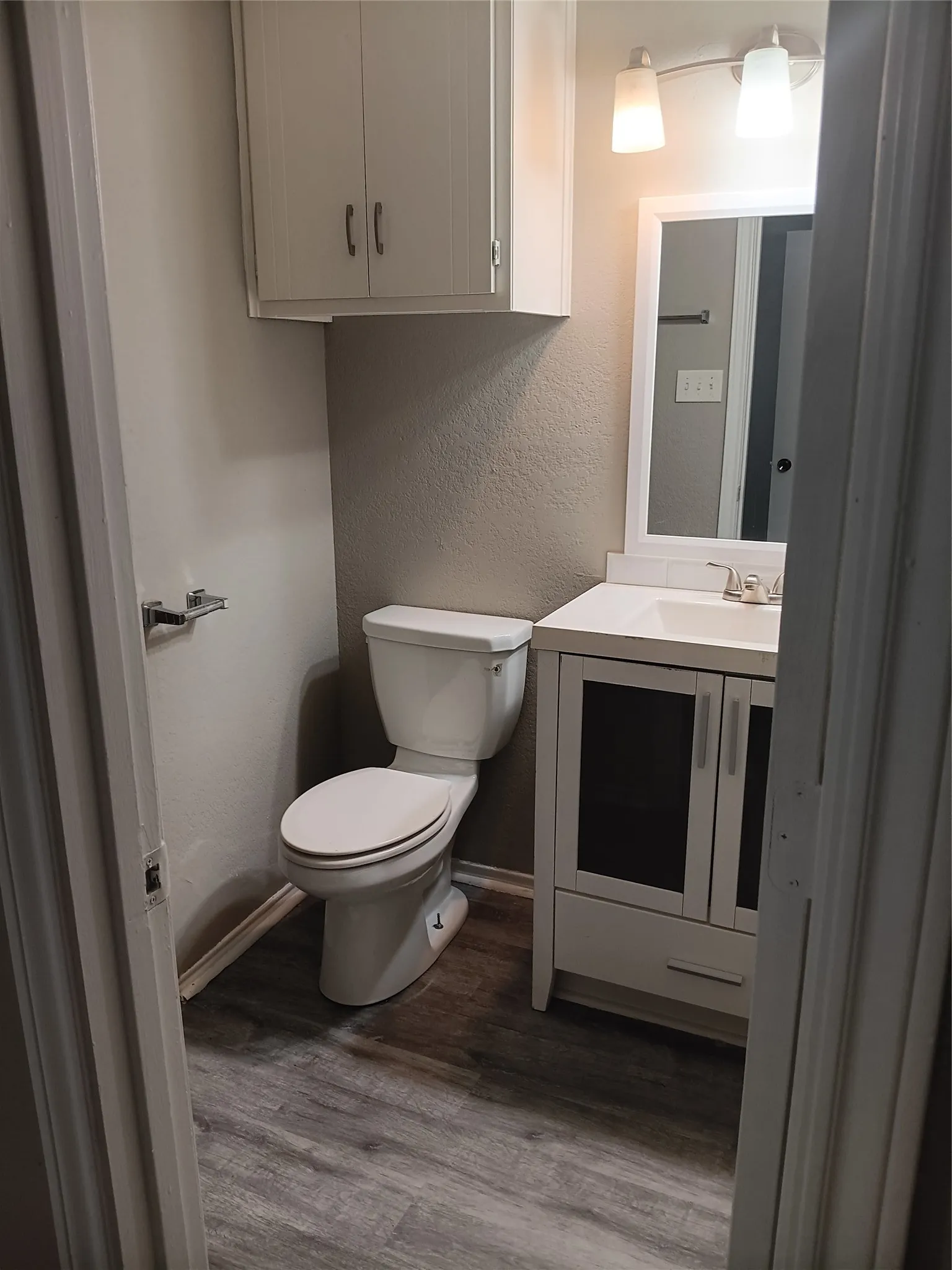 Single Family Residence For Sale in Tarrant County , 3618 Wentworth Drive, Arlington, Texas 76001, 3 Bedroom, 2 Bathroom, 2 Garage spaces, 1,116 Sqft, built in 1983, mls#21335916, Real Estate Agent in Arlington, Homes For Sale in Tarrant county, Homes For Sale in Arlington, Realtor in Arlington Texas, Real Estate Brokerage Independent Realty Texas, Luminita Cordes Realtor