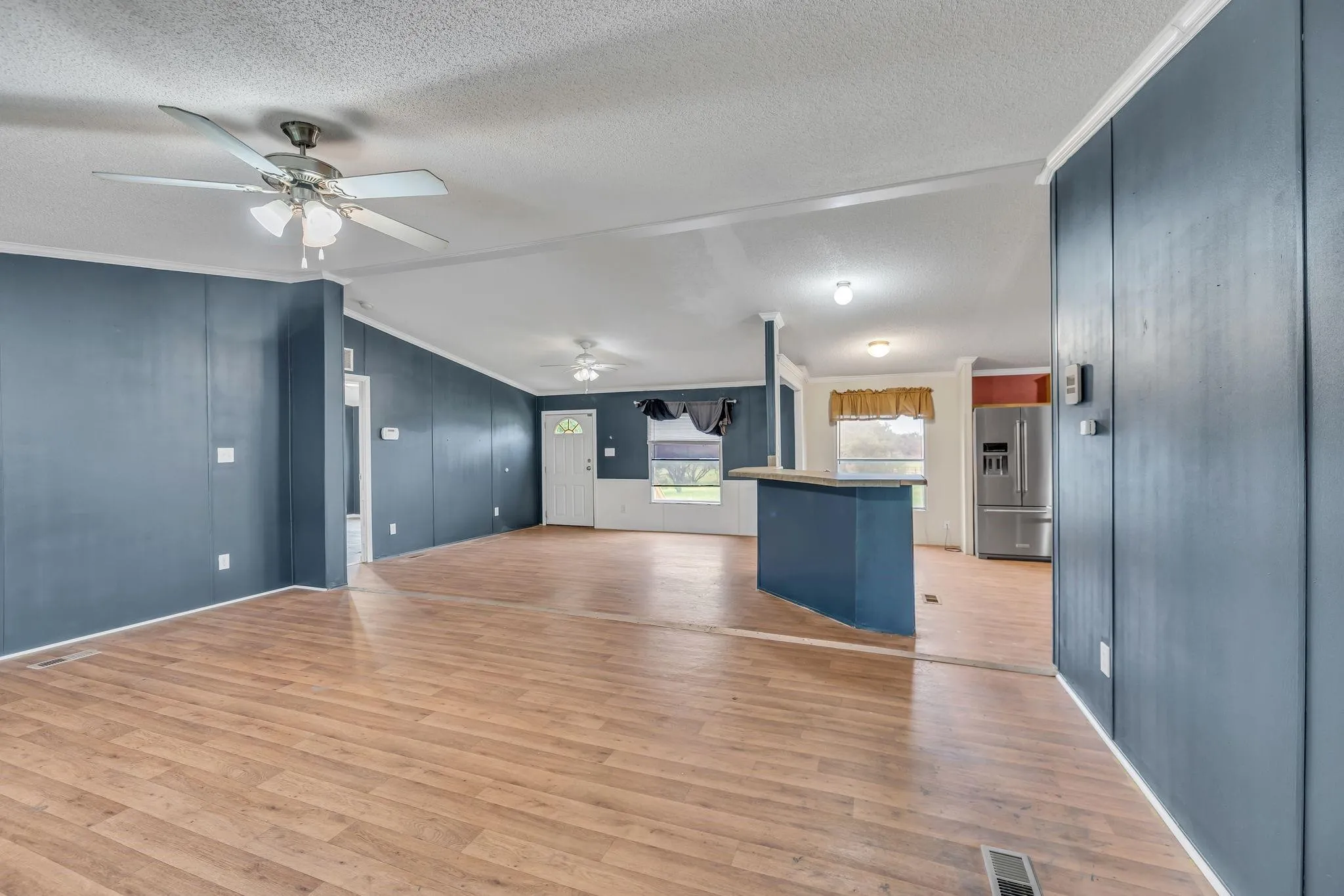 Manufactured Home For Sale in Parker County , 1350 Stephens Road, Millsap, Texas 76066, 3 Bedrooms, 2 Bathrooms, Garage spaces, 1,800 Sqft, built in 2006, Price $239,000, mls#21335933, Real Estate Agent in Millsap, Homes For Sale in Parker county, Homes For Sale in Millsap, Realtor in Millsap Texas, Real Estate Brokerage Independent Realty Texas, Luminita Cordes Realtor