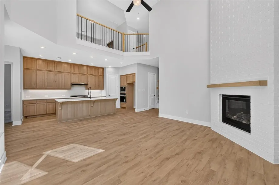Single Family Residence For Sale in Ellis County , 3739 Long Stem Street, Venus, Texas 76084, 4 Bedroom, 3 Bathroom, 2 Garage spaces, 2,971 Sqft, built in 2026, mls#21335416, Real Estate Agent in Venus, Homes For Sale in Ellis county, Homes For Sale in Venus, Realtor in Venus Texas, Real Estate Brokerage Independent Realty Texas, Luminita Cordes Realtor