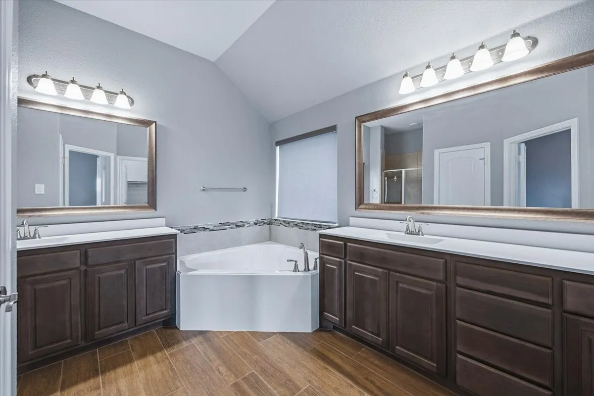 Single Family Residence For Sale in Tarrant County , 6028 Trail Driver Court, Fort Worth, Texas 76123, 3 Bedroom, 2 Bathroom, 2 Garage spaces, 2,306 Sqft, built in 2019, mls#21334769, Real Estate Agent in Fort Worth, Homes For Sale in Tarrant county, Homes For Sale in Fort Worth, Realtor in Fort Worth Texas, Real Estate Brokerage Independent Realty Texas, Luminita Cordes Realtor