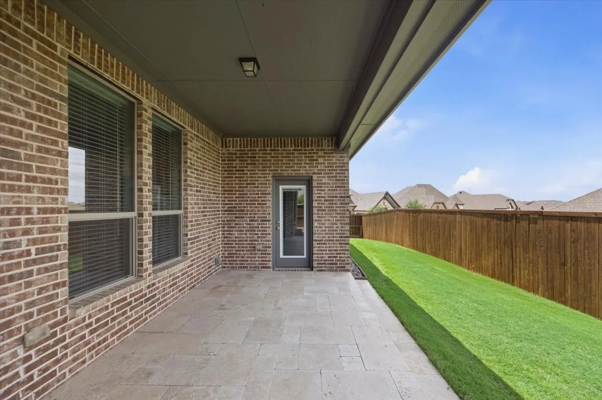 Single Family Residence For Sale in Tarrant County , 6028 Trail Driver Court, Fort Worth, Texas 76123, 3 Bedroom, 2 Bathroom, 2 Garage spaces, 2,306 Sqft, built in 2019, mls#21334769, Real Estate Agent in Fort Worth, Homes For Sale in Tarrant county, Homes For Sale in Fort Worth, Realtor in Fort Worth Texas, Real Estate Brokerage Independent Realty Texas, Luminita Cordes Realtor