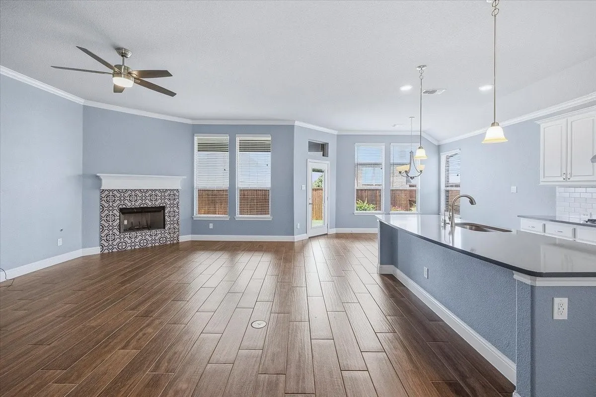Single Family Residence For Sale in Tarrant County , 6028 Trail Driver Court, Fort Worth, Texas 76123, 3 Bedroom, 2 Bathroom, 2 Garage spaces, 2,306 Sqft, built in 2019, mls#21334769, Real Estate Agent in Fort Worth, Homes For Sale in Tarrant county, Homes For Sale in Fort Worth, Realtor in Fort Worth Texas, Real Estate Brokerage Independent Realty Texas, Luminita Cordes Realtor