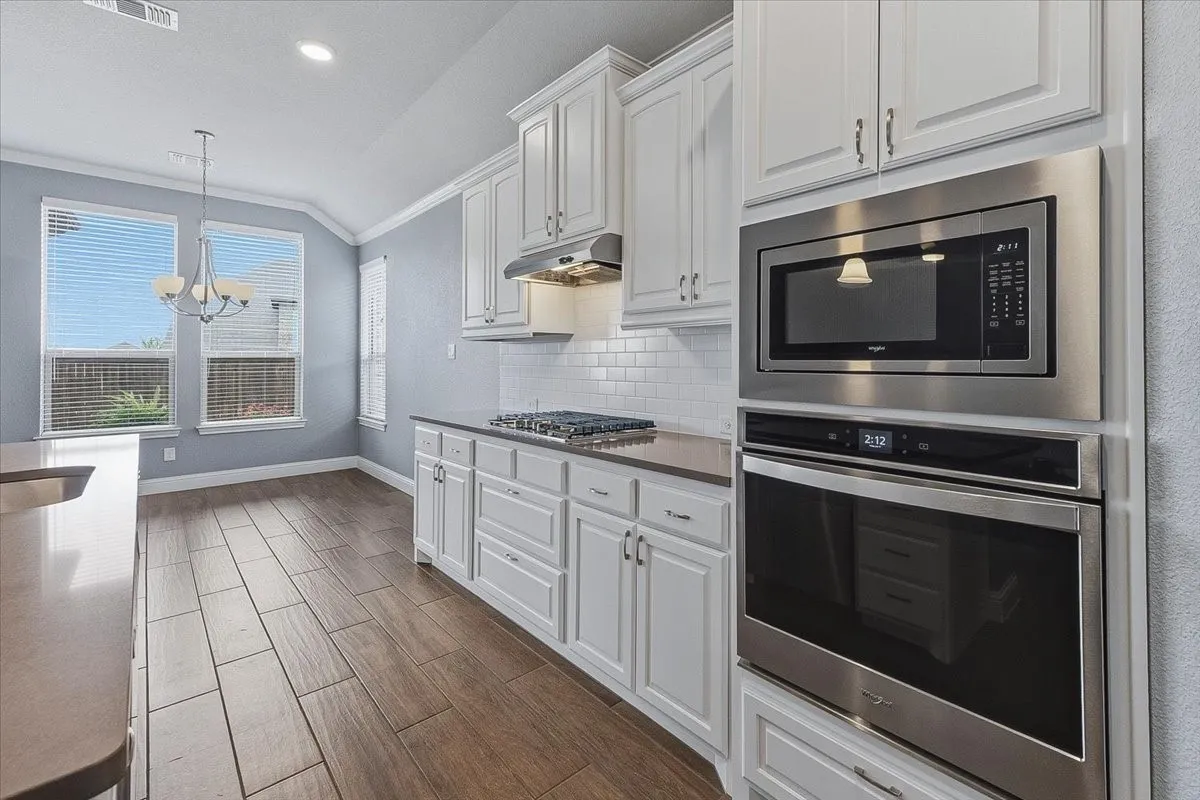 Single Family Residence For Sale in Tarrant County , 6028 Trail Driver Court, Fort Worth, Texas 76123, 3 Bedroom, 2 Bathroom, 2 Garage spaces, 2,306 Sqft, built in 2019, mls#21334769, Real Estate Agent in Fort Worth, Homes For Sale in Tarrant county, Homes For Sale in Fort Worth, Realtor in Fort Worth Texas, Real Estate Brokerage Independent Realty Texas, Luminita Cordes Realtor