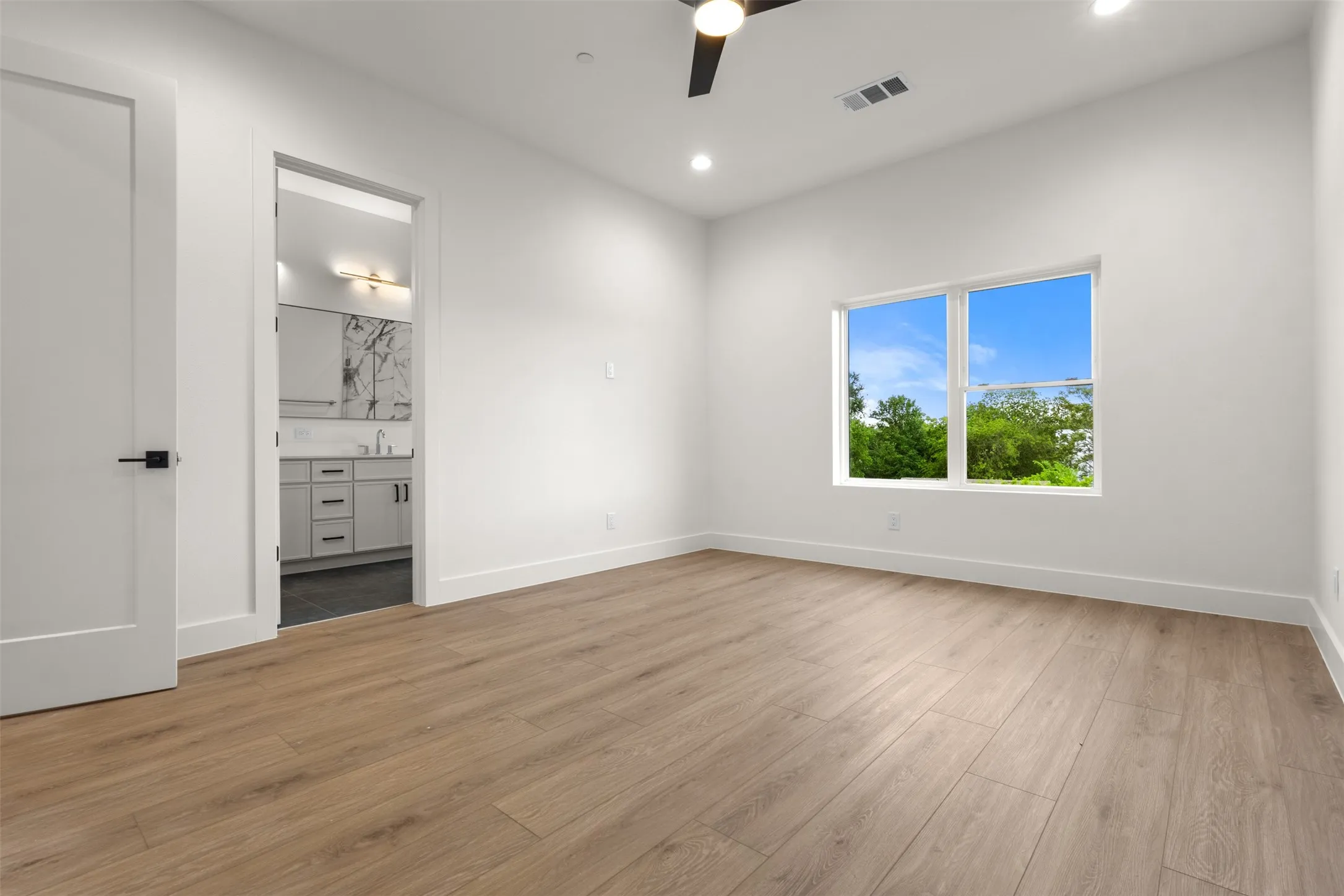 Townhouse For Rent in Dallas County , 2203 Hondo Avenue 202, Dallas, Texas 75219, 3 Bedrooms, 4 Bathrooms, 2 Garage spaces, 2,440 Sqft, built in 2025, Price $3,700, mls#21335959, Real Estate Agent in Dallas, Homes For Rent in Dallas county, Homes For Rent in Dallas, Realtor in Dallas Texas, Real Estate Brokerage Independent Realty Texas, Luminita Cordes Realtor