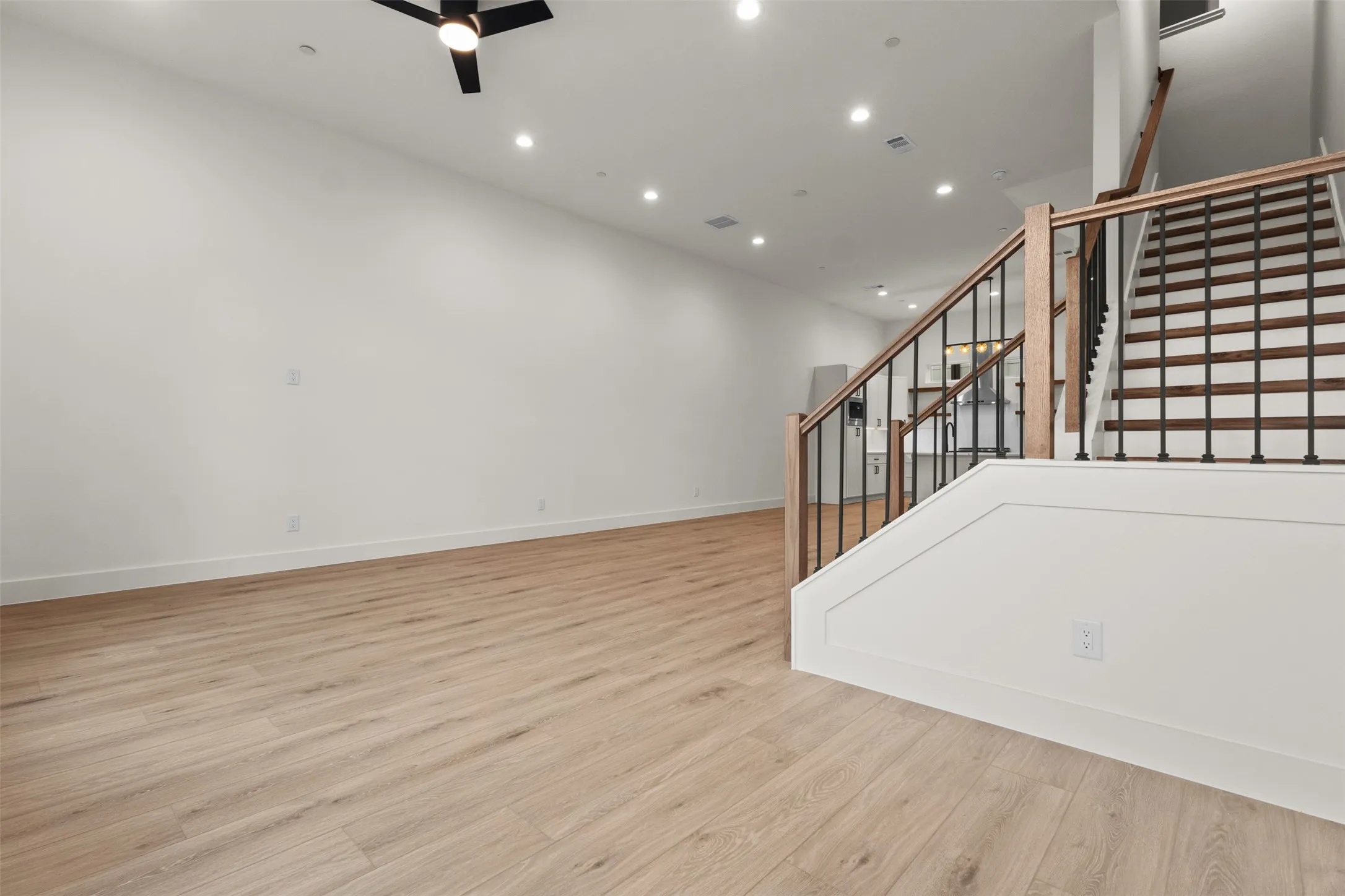 Townhouse For Rent in Dallas County , 2203 Hondo Avenue 202, Dallas, Texas 75219, 3 Bedrooms, 4 Bathrooms, 2 Garage spaces, 2,440 Sqft, built in 2025, Price $3,700, mls#21335959, Real Estate Agent in Dallas, Homes For Rent in Dallas county, Homes For Rent in Dallas, Realtor in Dallas Texas, Real Estate Brokerage Independent Realty Texas, Luminita Cordes Realtor